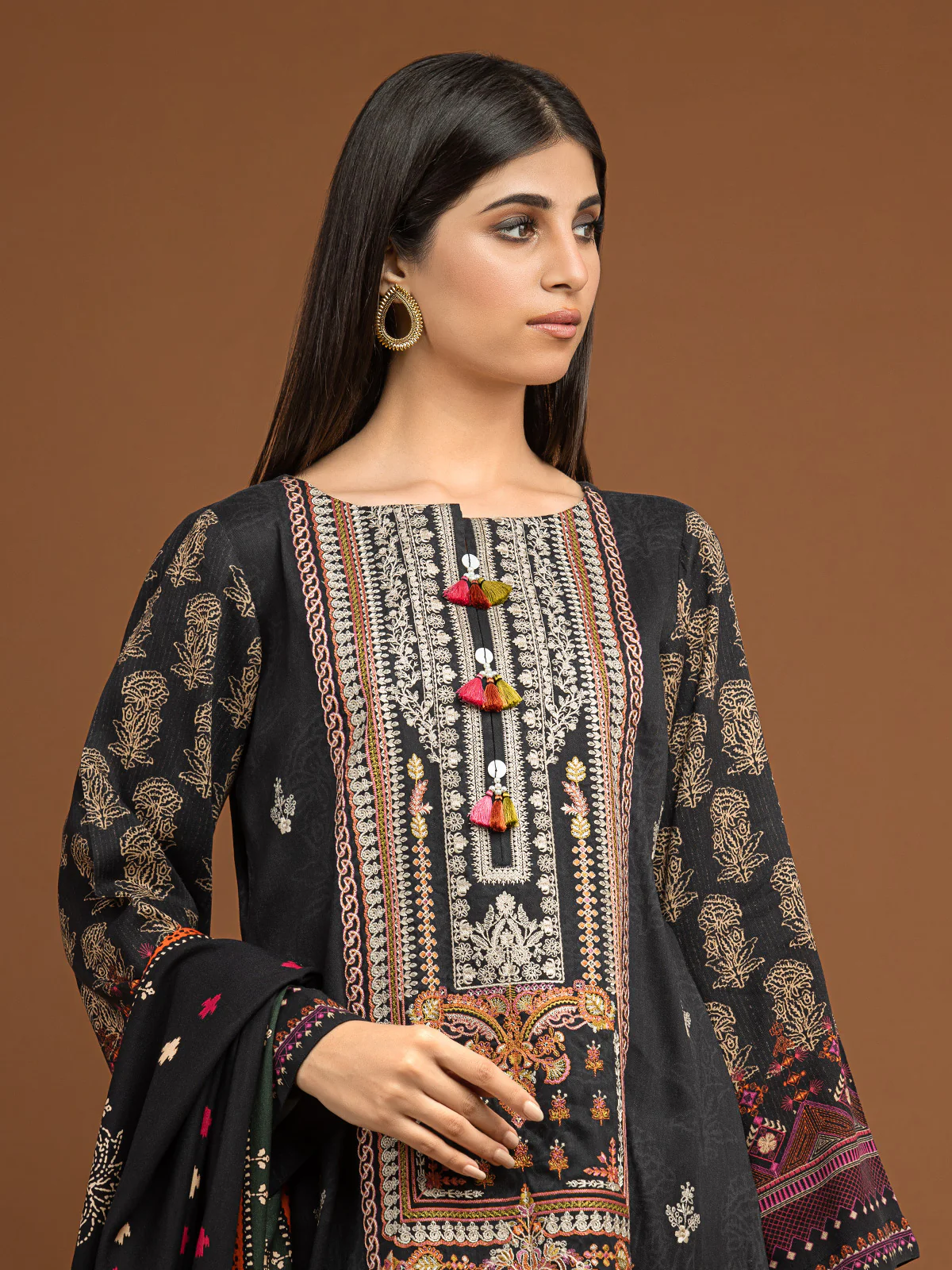 Unstitched Embroidered Viscose Suit - EWU22V13-24035XXL - Image 2