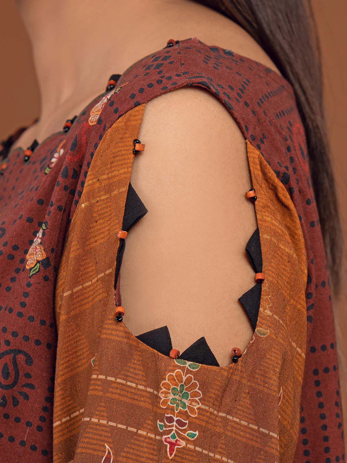 Unstitched Embroidered Viscose Suit - EWU22V13-24041 - Image 5