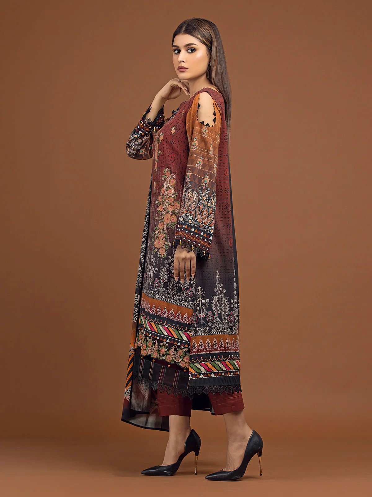 Unstitched Embroidered Viscose Suit - EWU22V13-24041 - Image 6
