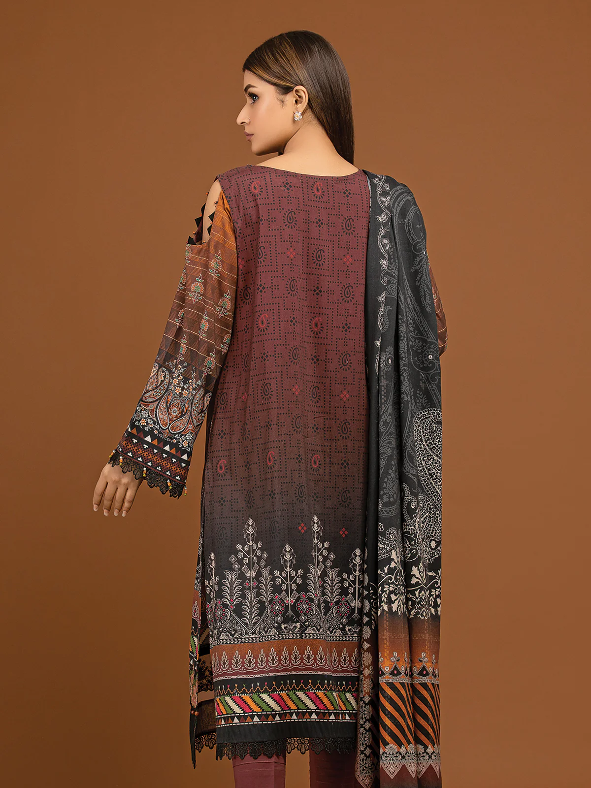 Unstitched Embroidered Viscose Suit - EWU22V13-24041 - Image 7