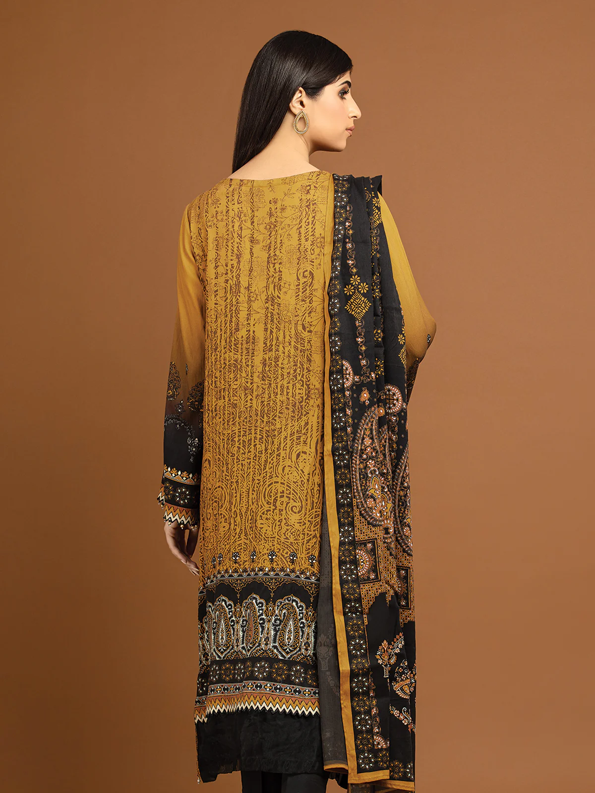 Unstitched Embroidered Viscose Suit - EWU22V13-24044 - Image 4