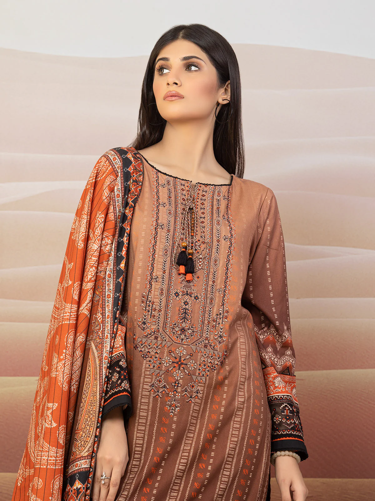 Unstitched Embroidered Viscose Suit - EWU22V13-24046XXL - Image 6