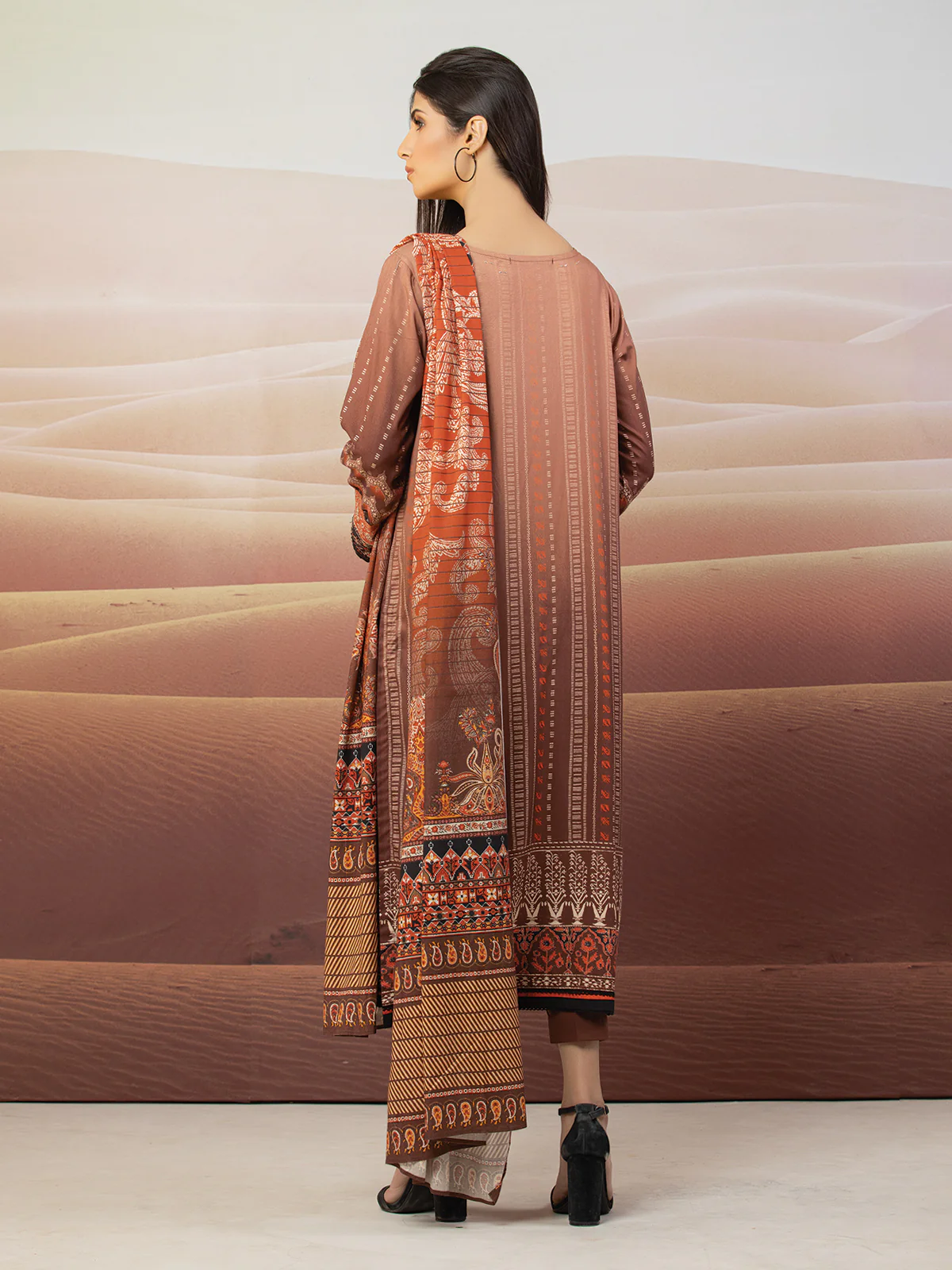 Unstitched Embroidered Viscose Suit - EWU22V13-24046XXL - Image 8