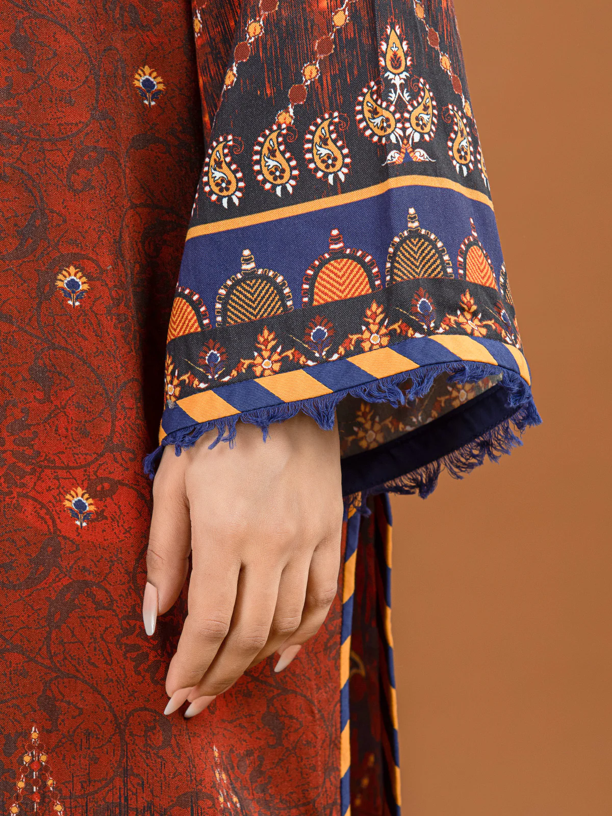 Unstitched Embroidered Viscose Suit - EWU22V13-24050 - Image 4