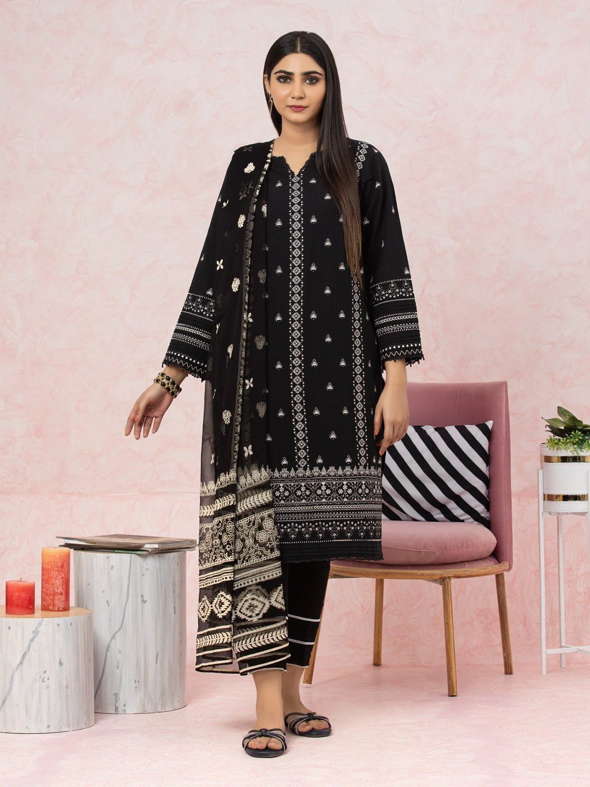 Unstitched Embroidered Cross Hatch Suit - EWU22V17-26492