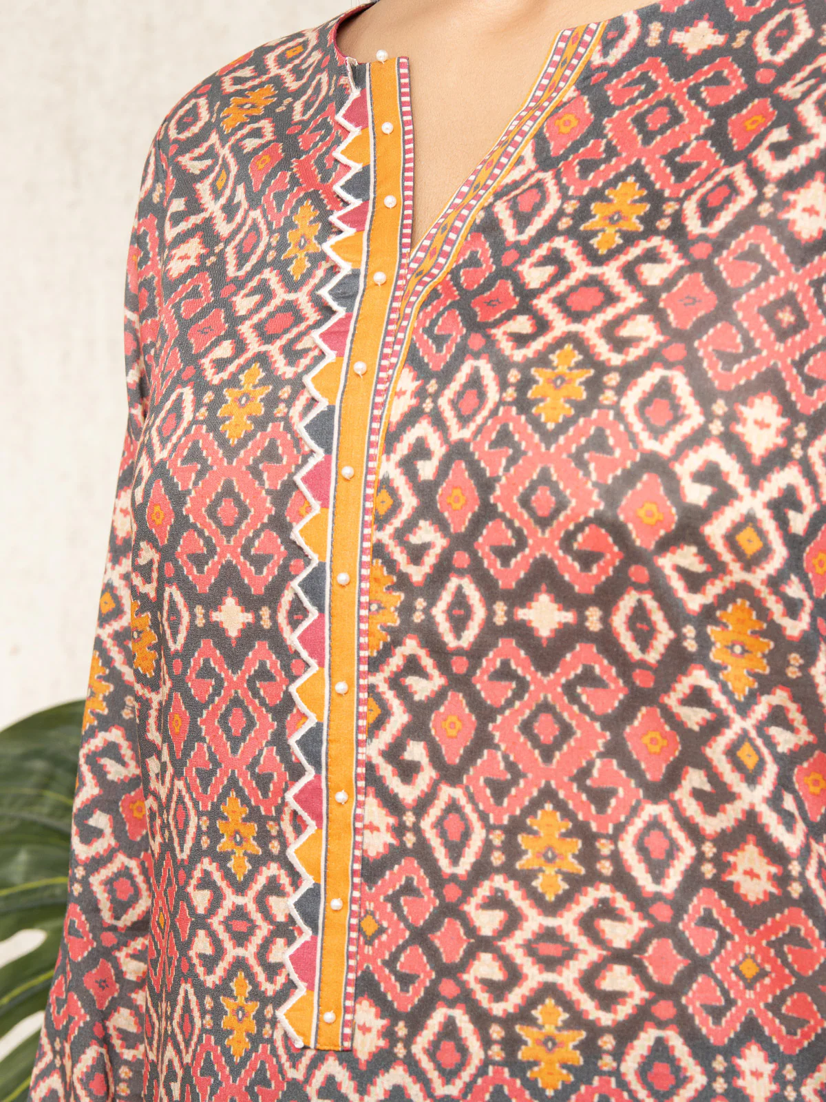 Unstitched Printed Lawn Suit - EWU23A1-26014 - Image 2