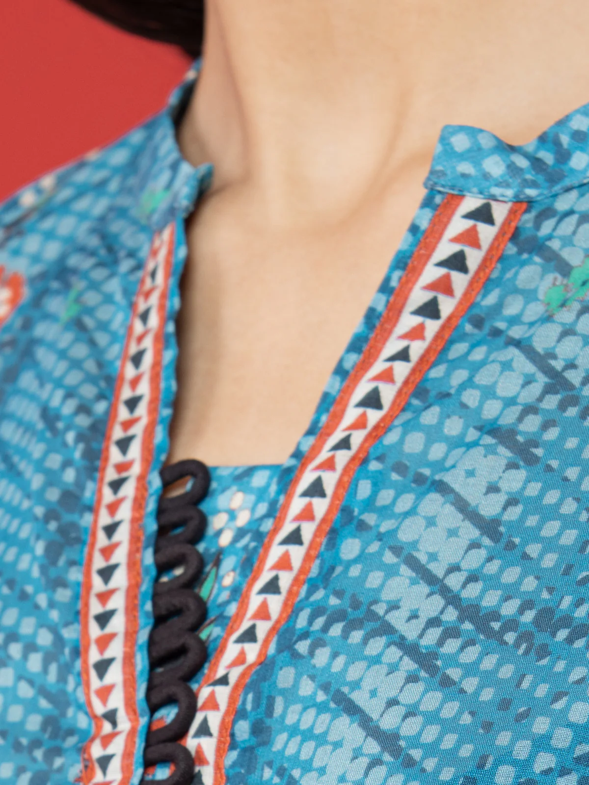 Unstitched Printed Lawn Suit - EWU23A1-26191 - Image 2