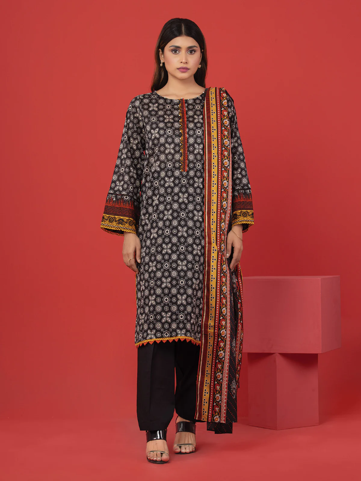 Unstitched Printed Lawn Suit - EWU23A1-26387 - Image 4