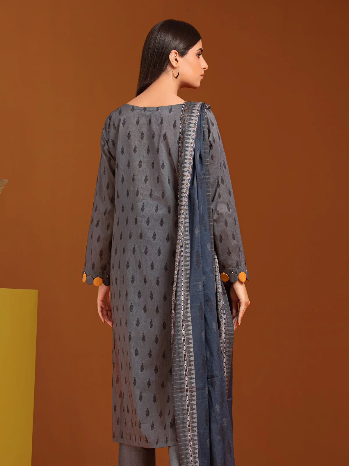 Unstitched Printed Khaddar Suit - EWU23A3-27051-3P - Image 4