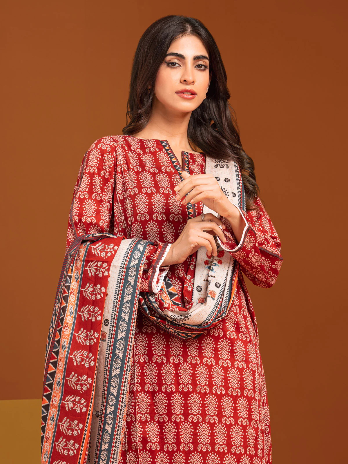 Unstitched Printed Khaddar Suit - EWU23A3-27088-3P - Image 2