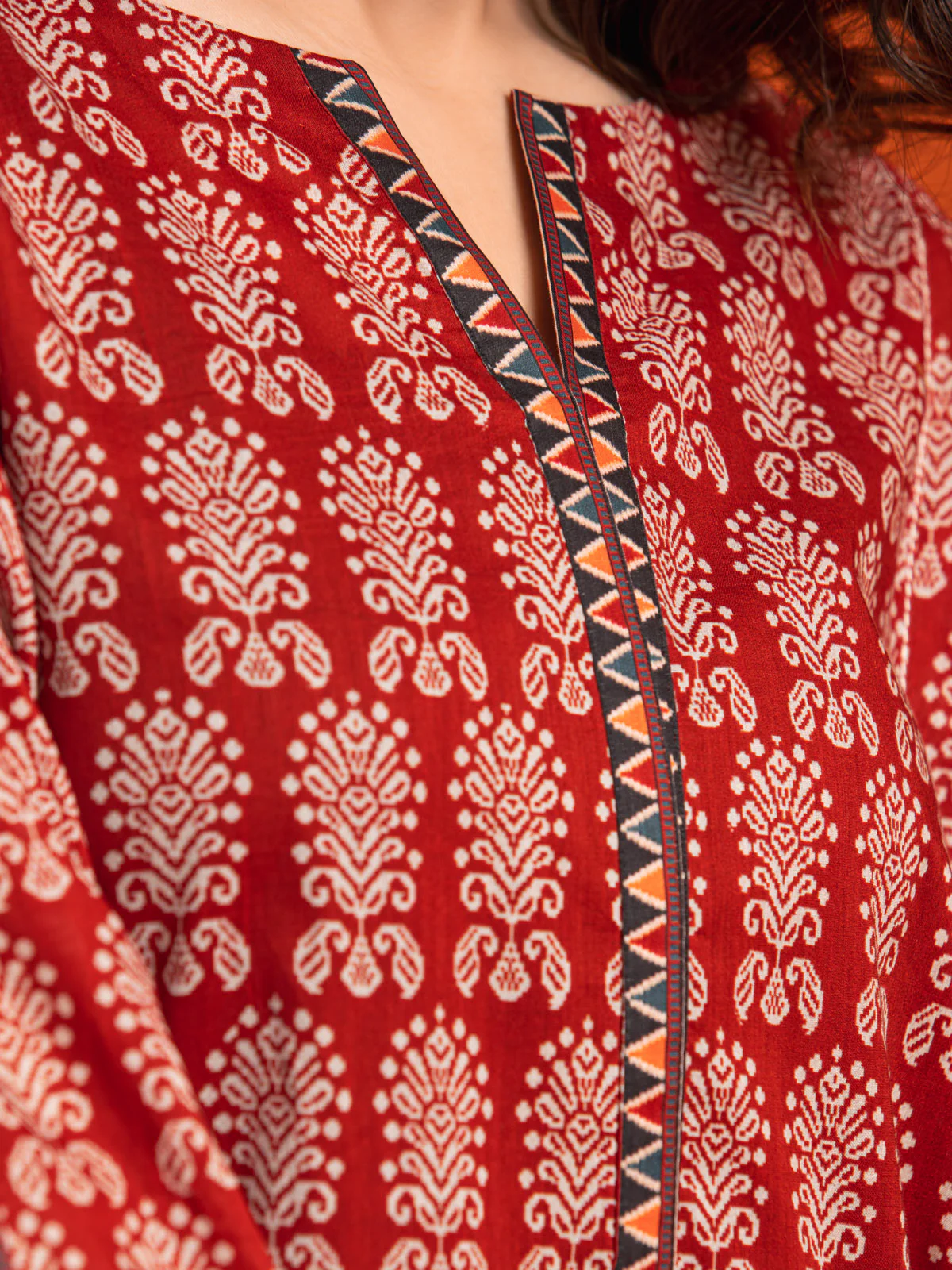 Unstitched Printed Khaddar Suit - EWU23A3-27088-3P - Image 3