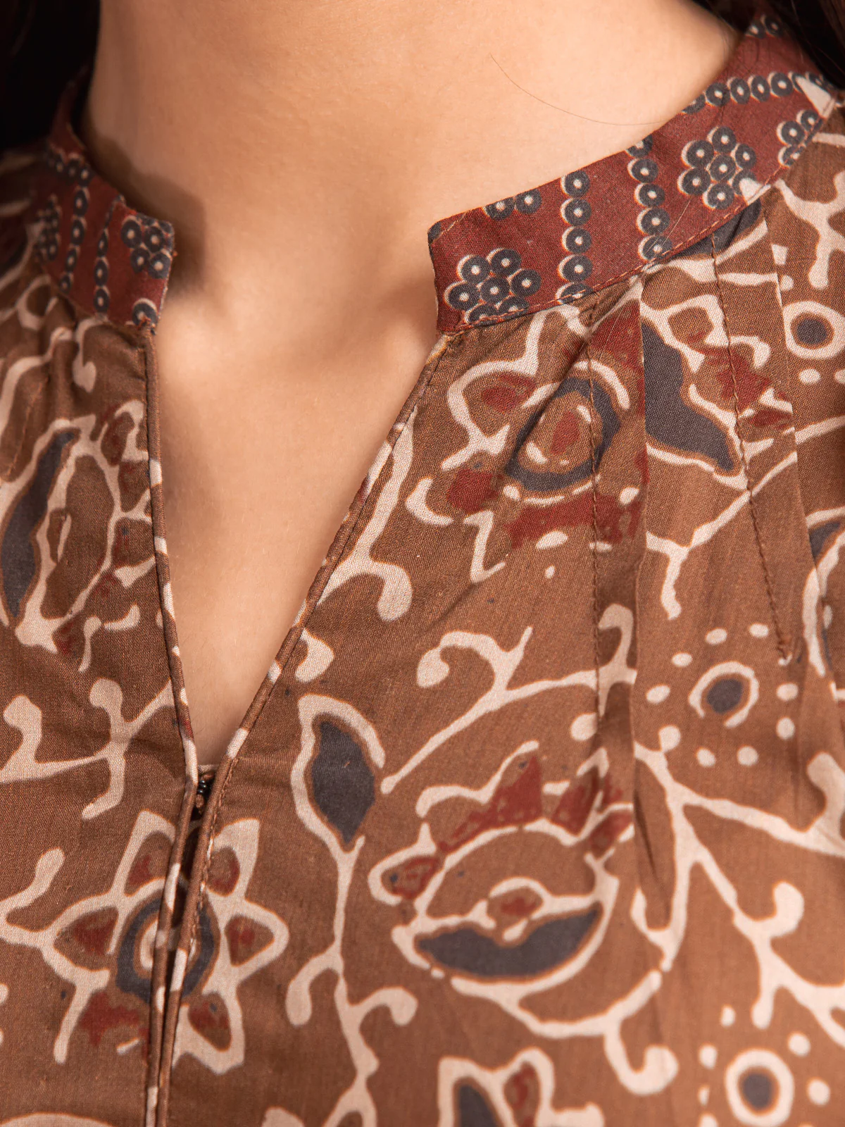 Unstitched Printed Khaddar Suit - EWU23A3-27127-3P - Image 3