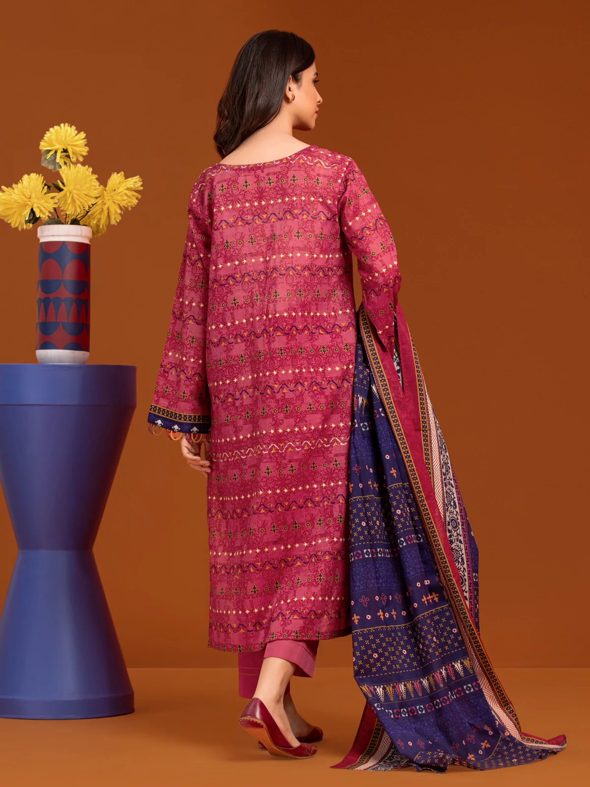 Unstitched Printed Khaddar Suit - EWU23A3-27138-3P - Image 6