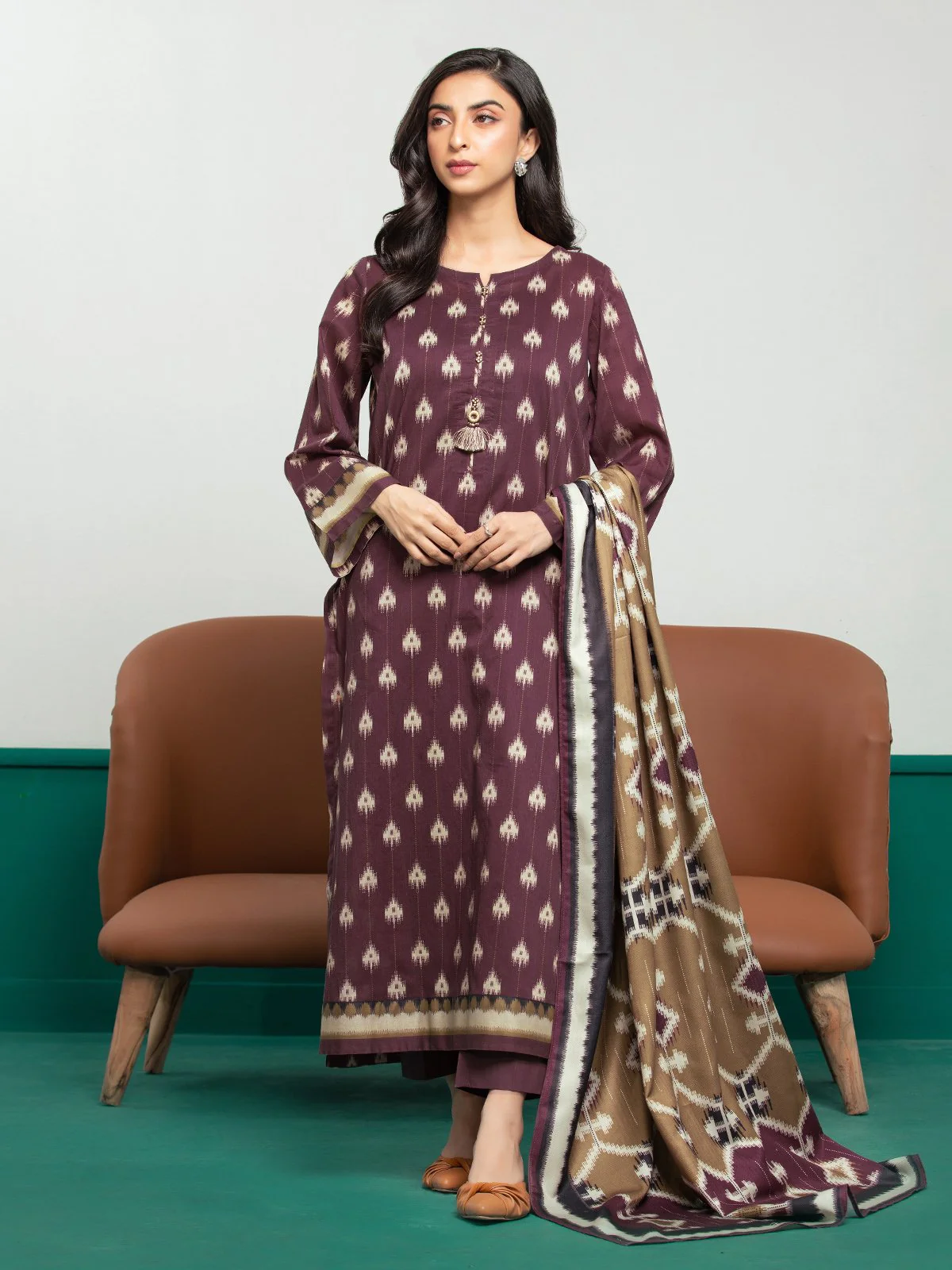 Unstitched Printed Khaddar Suit - EWU23A3S-27612-3P