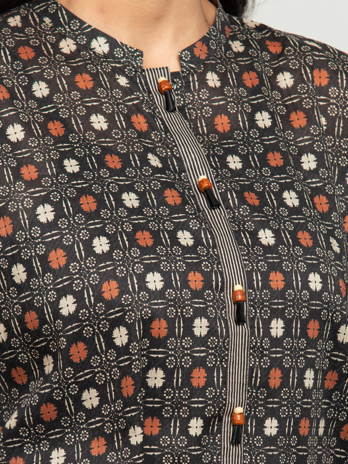 Unstitched Printed Khaddar Suit - EWU23A3S-27625-3P - Image 2