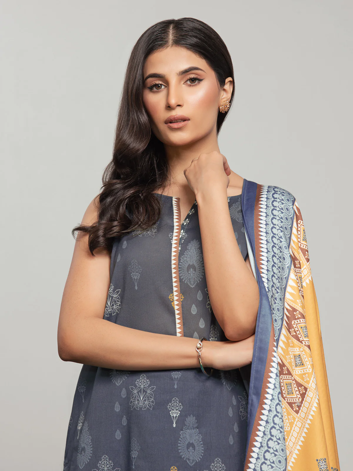 Unstitched Printed Khaddar Suit - EWU23A3S-27632-3P - Image 3