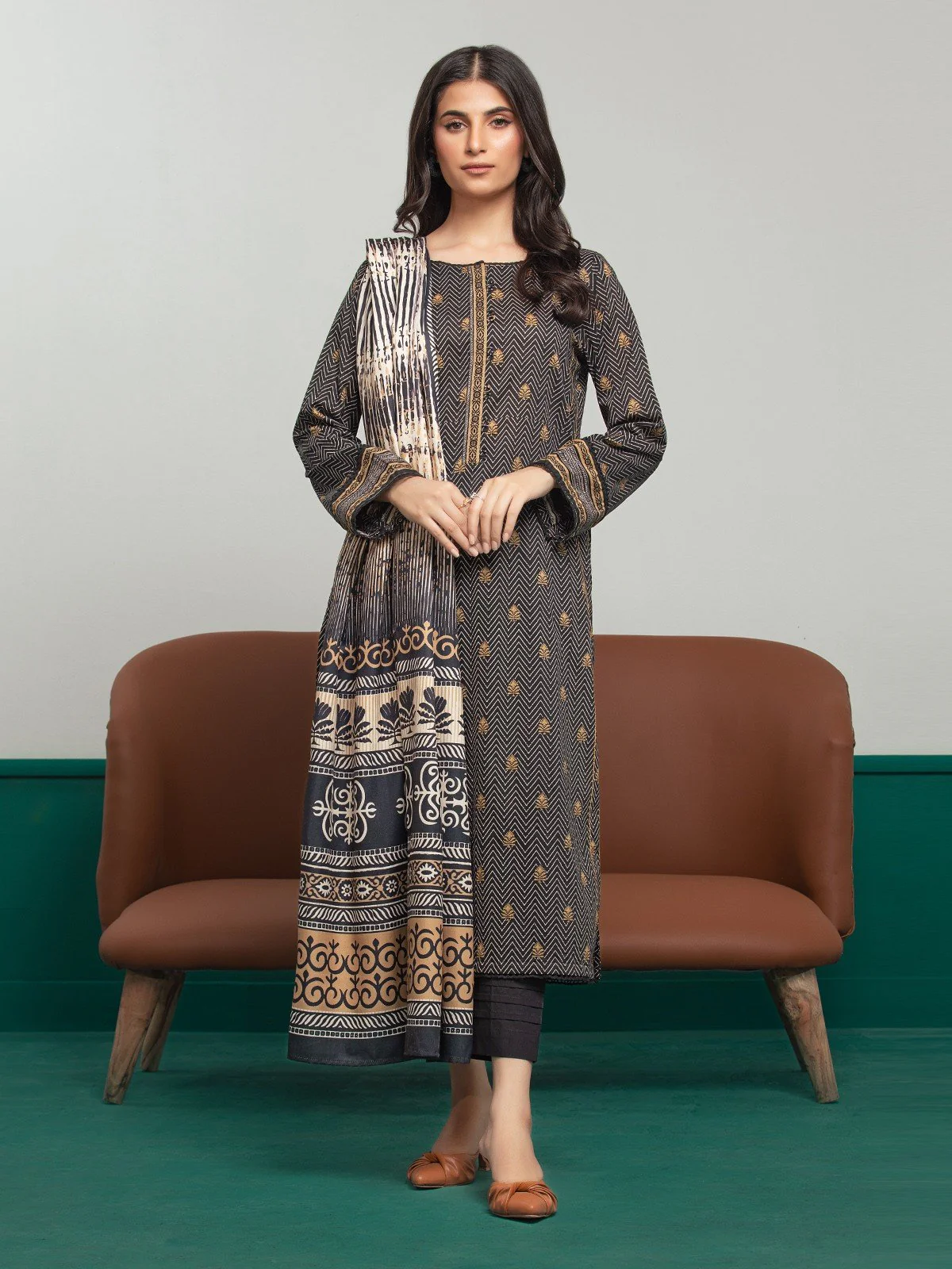 Unstitched Printed Khaddar Suit - EWU23A3S-27634-3P