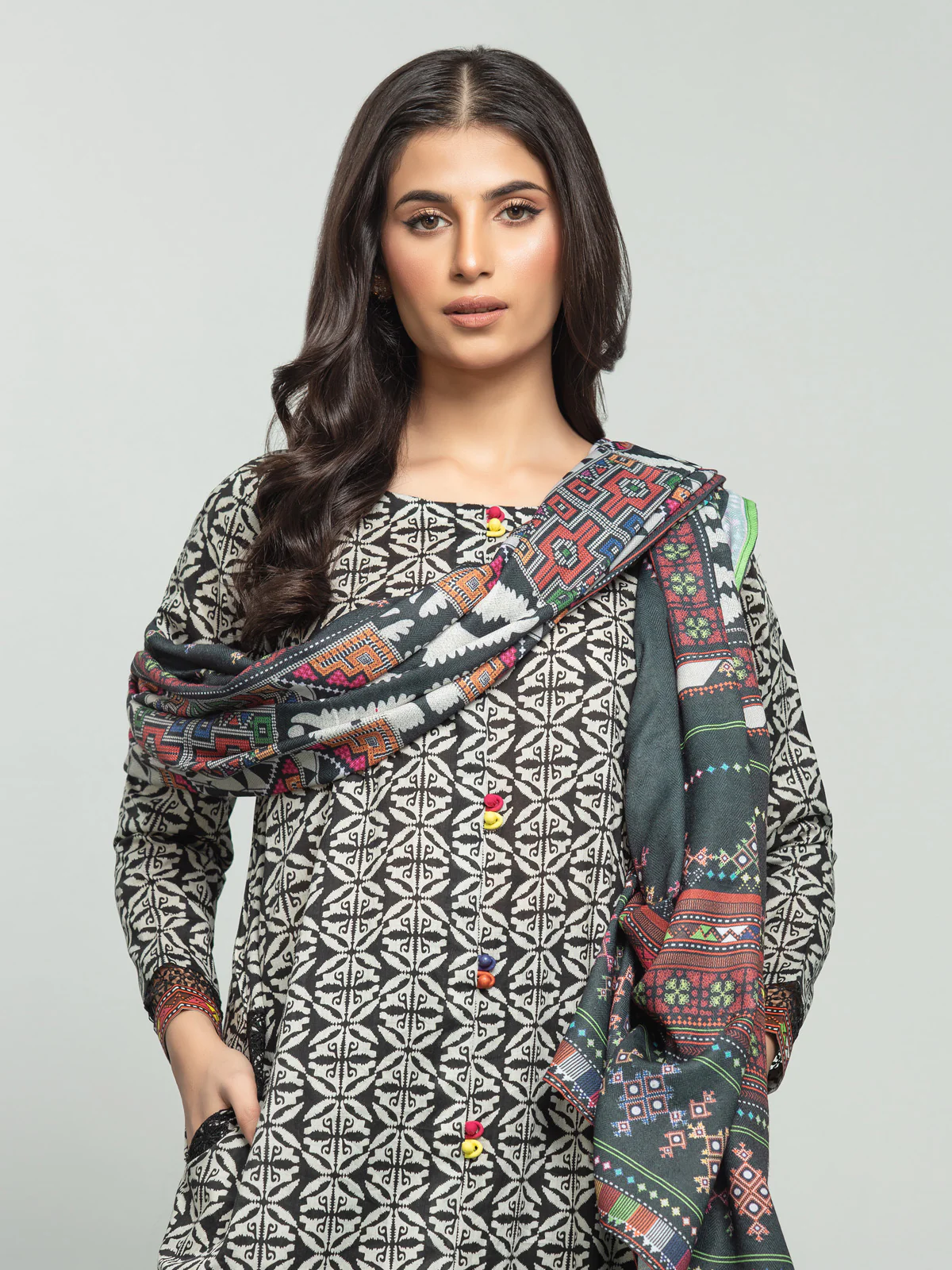 Unstitched Printed Khaddar Suit - EWU23A3S-27648-3P - Image 4