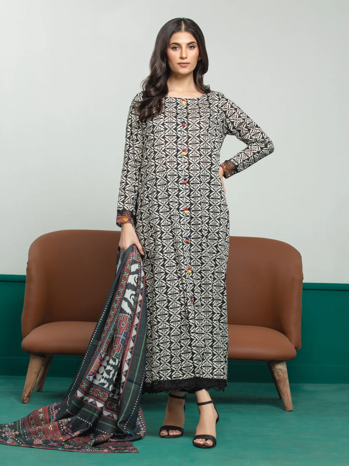 Unstitched Printed Khaddar Suit - EWU23A3S-27648-3P - Image 6