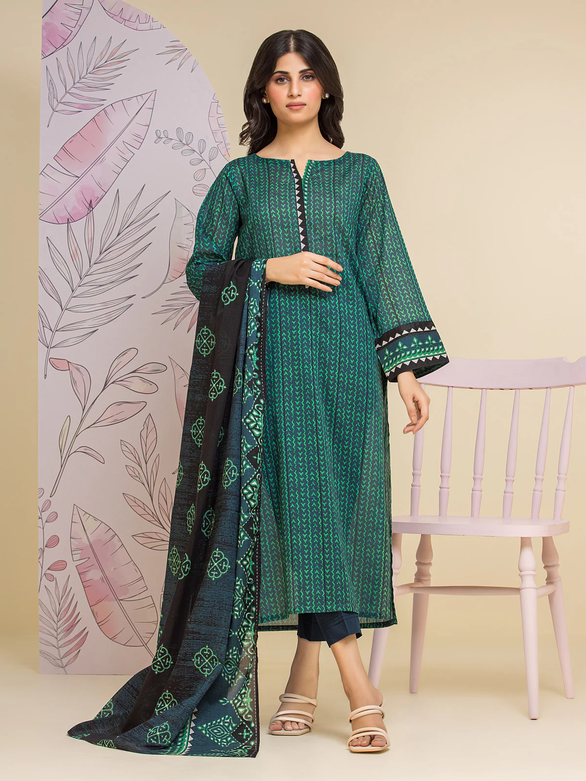 Unstitched Printed Lawn Suit - EWU24A1-26108-3P - Image 4