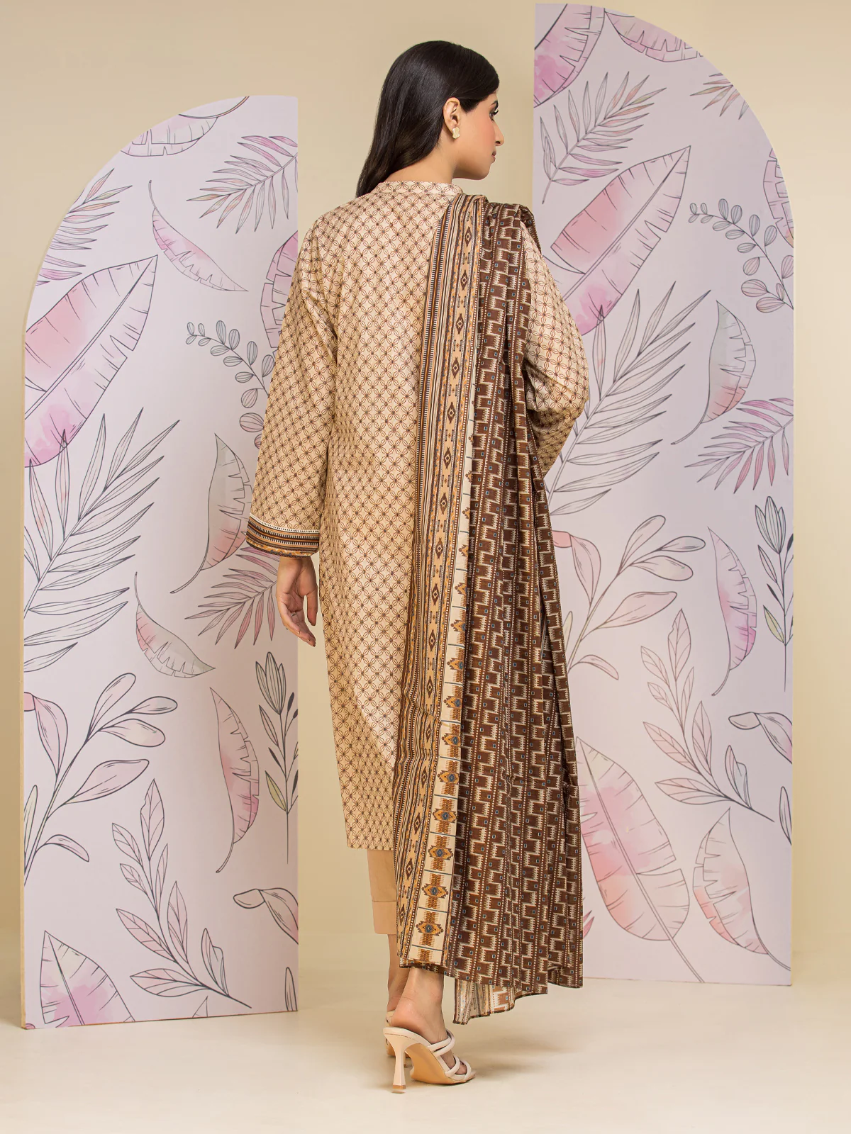 Unstitched Printed Lawn Suit - EWU24A1-26425-3P - Image 7