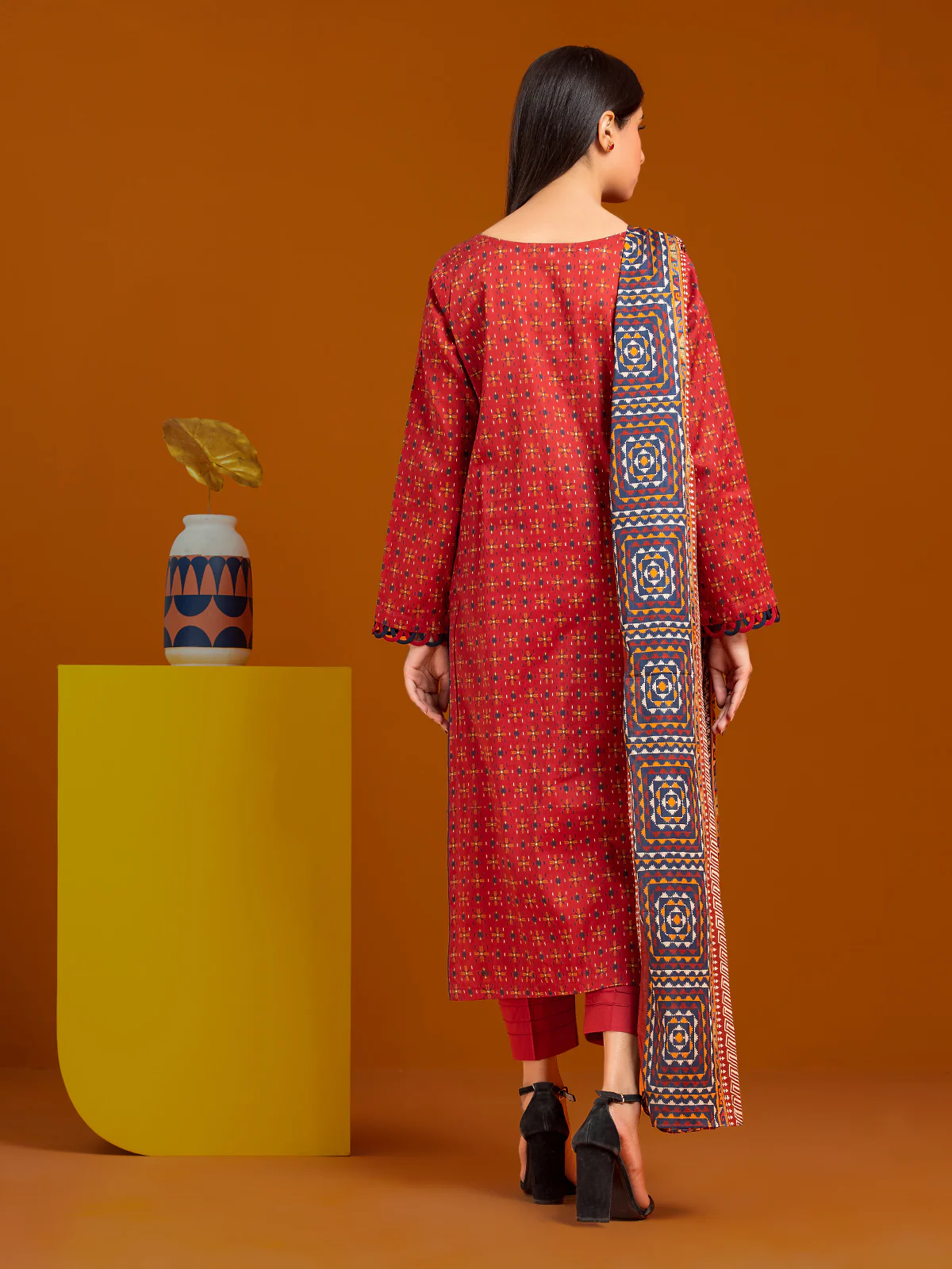 Unstitched Printed Lawn Suit - EWU24A1-27019-3P - Image 4
