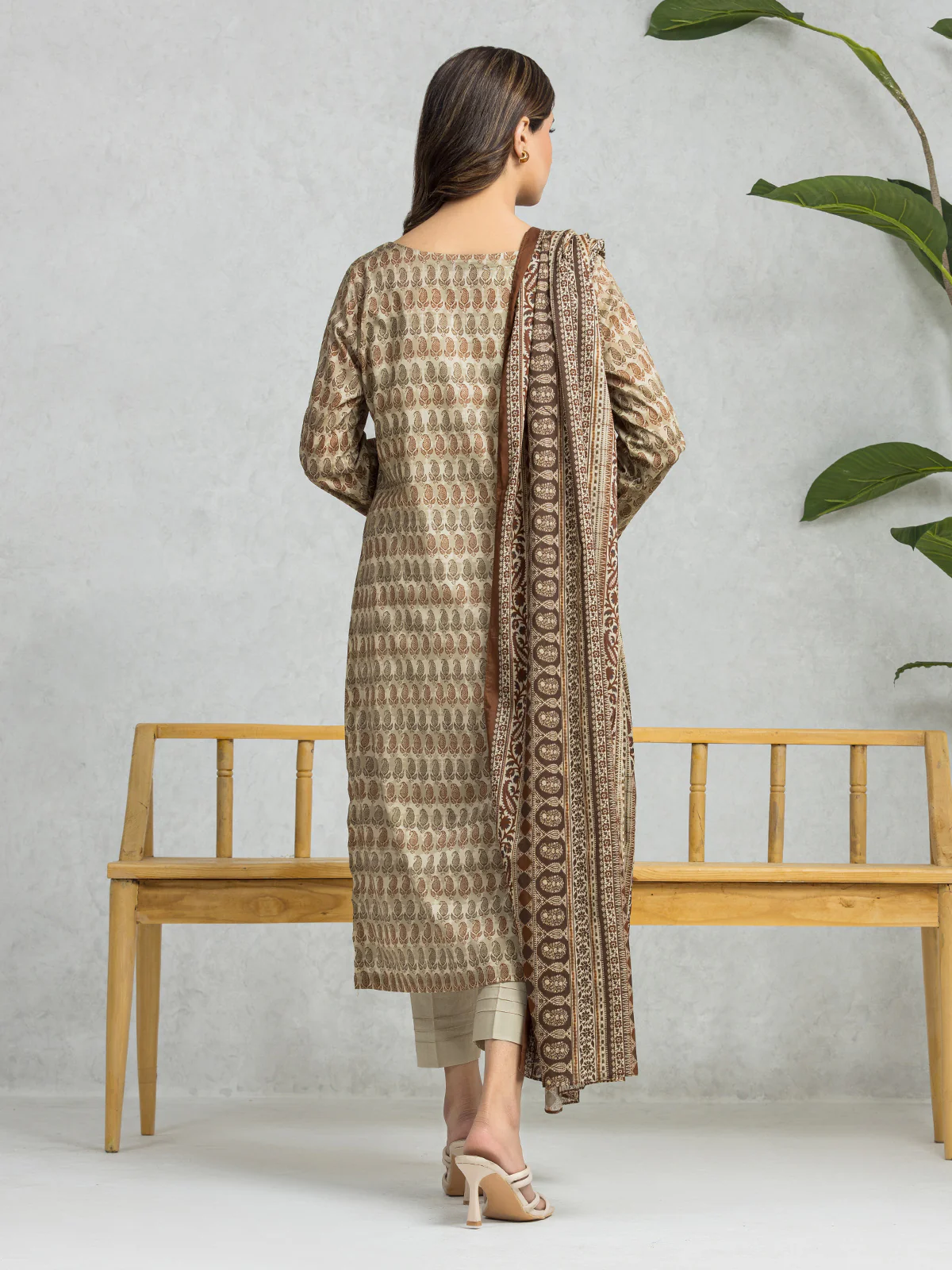 Unstitched Printed Lawn Suit - EWU24A1-28013-3P - Image 2