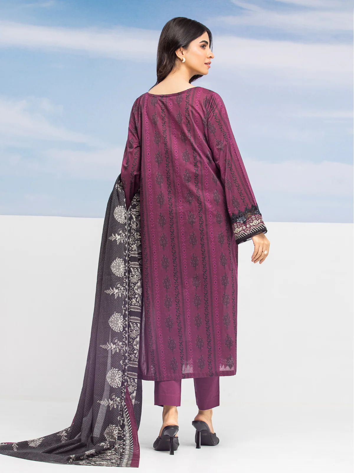 Unstitched Printed Lawn Suit - EWU24A1-28019-3P - Image 6