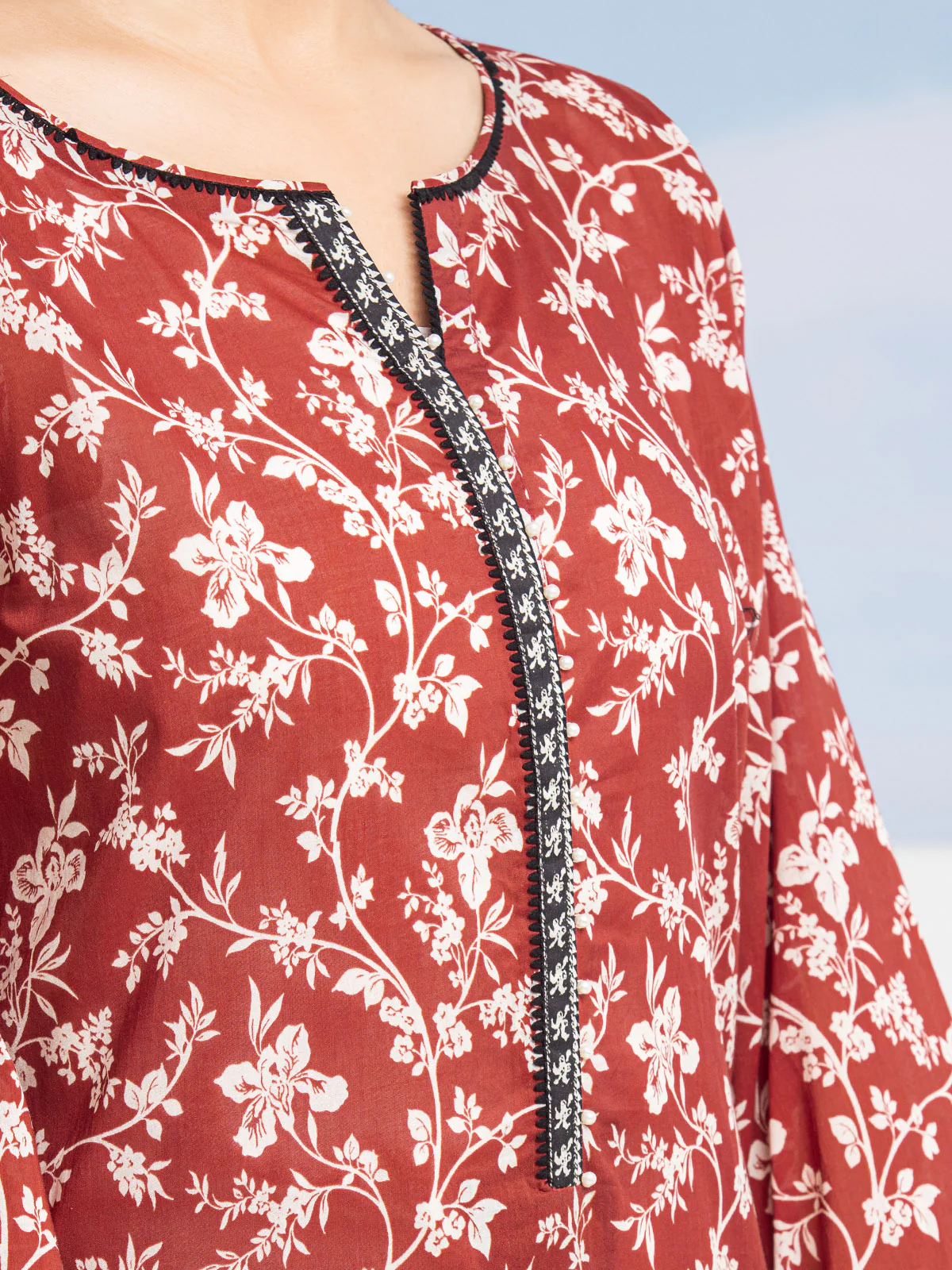 Unstitched Printed Lawn Suit - EWU24A1-28047-3P - Image 4