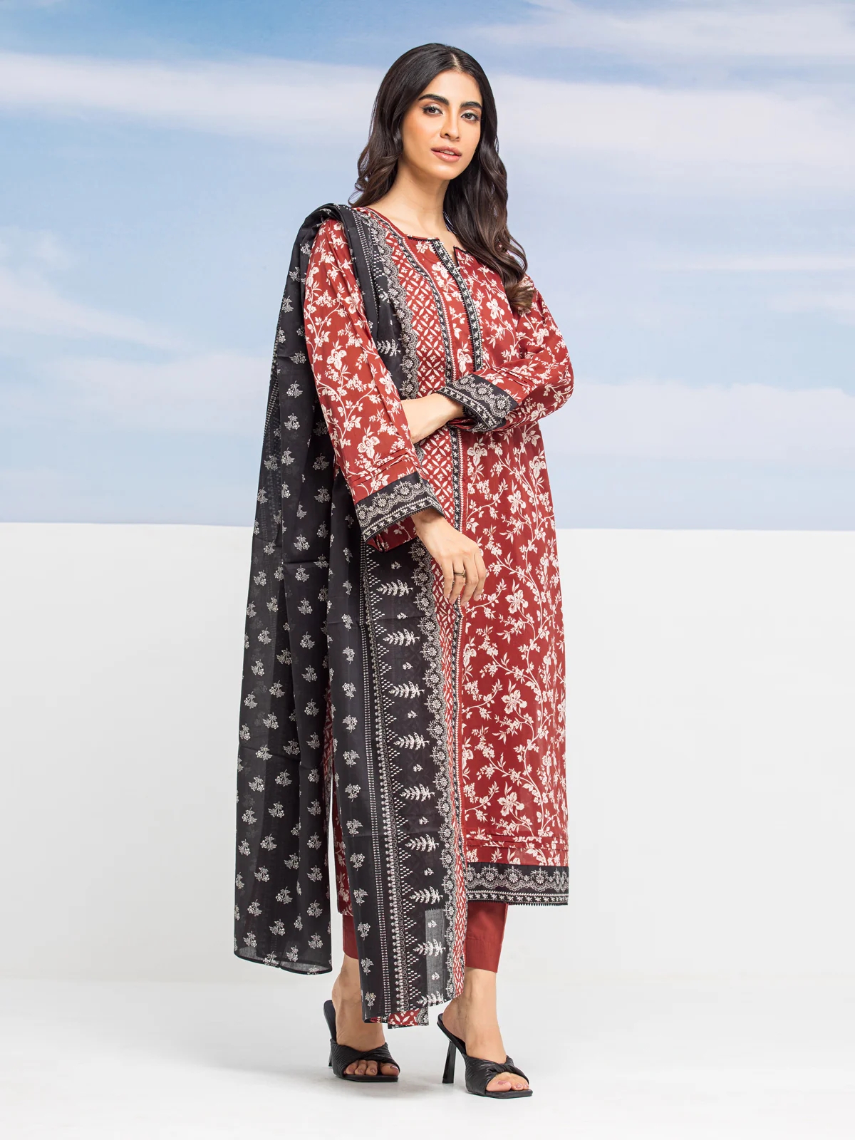 Unstitched Printed Lawn Suit - EWU24A1-28047-3P - Image 6