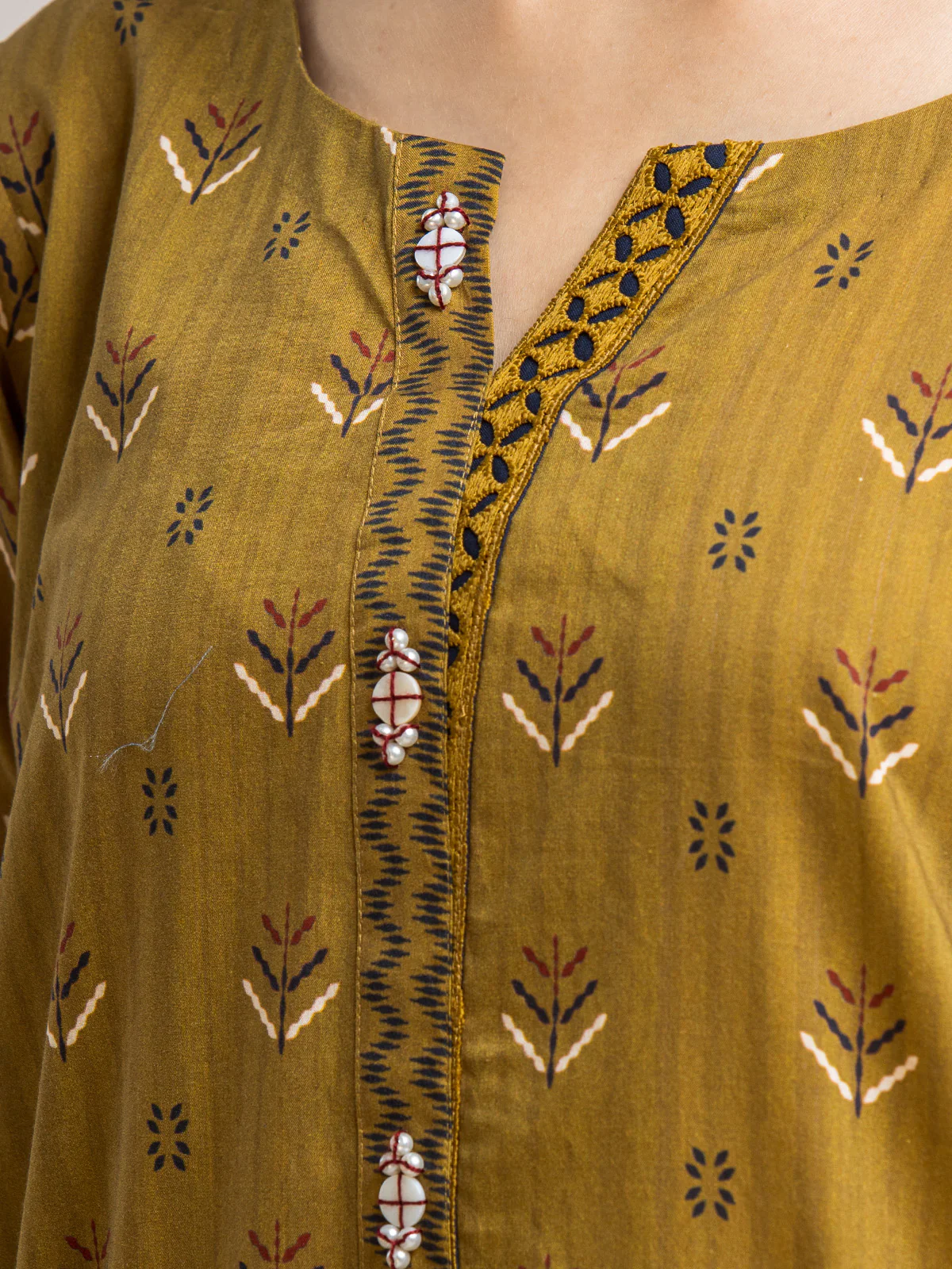 Unstitched Printed Lawn Suit - EWU24A1-28067-3P - Image 2