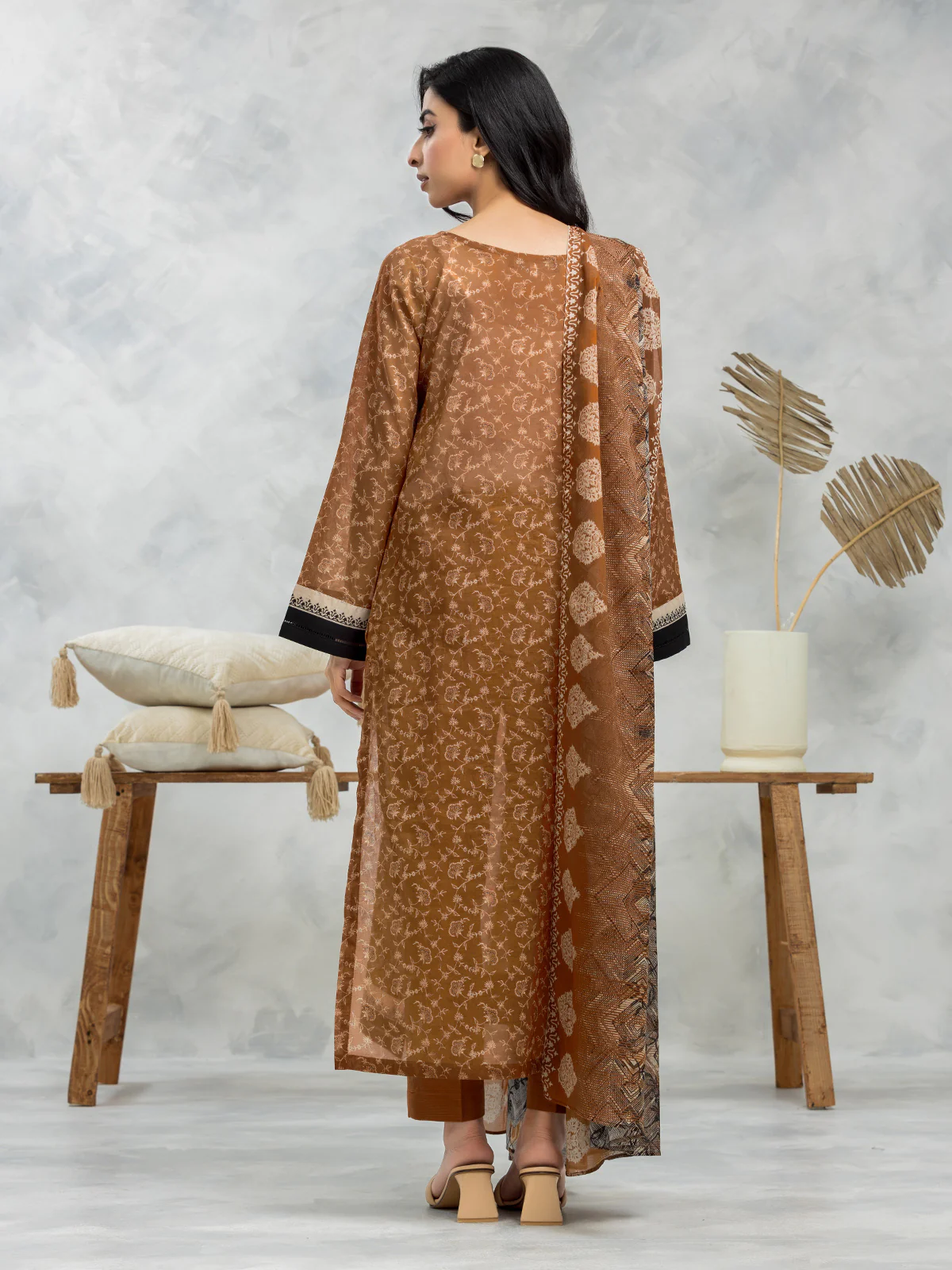 Unstitched Printed Lawn Suit - EWU24A1-28074-3P - Image 2
