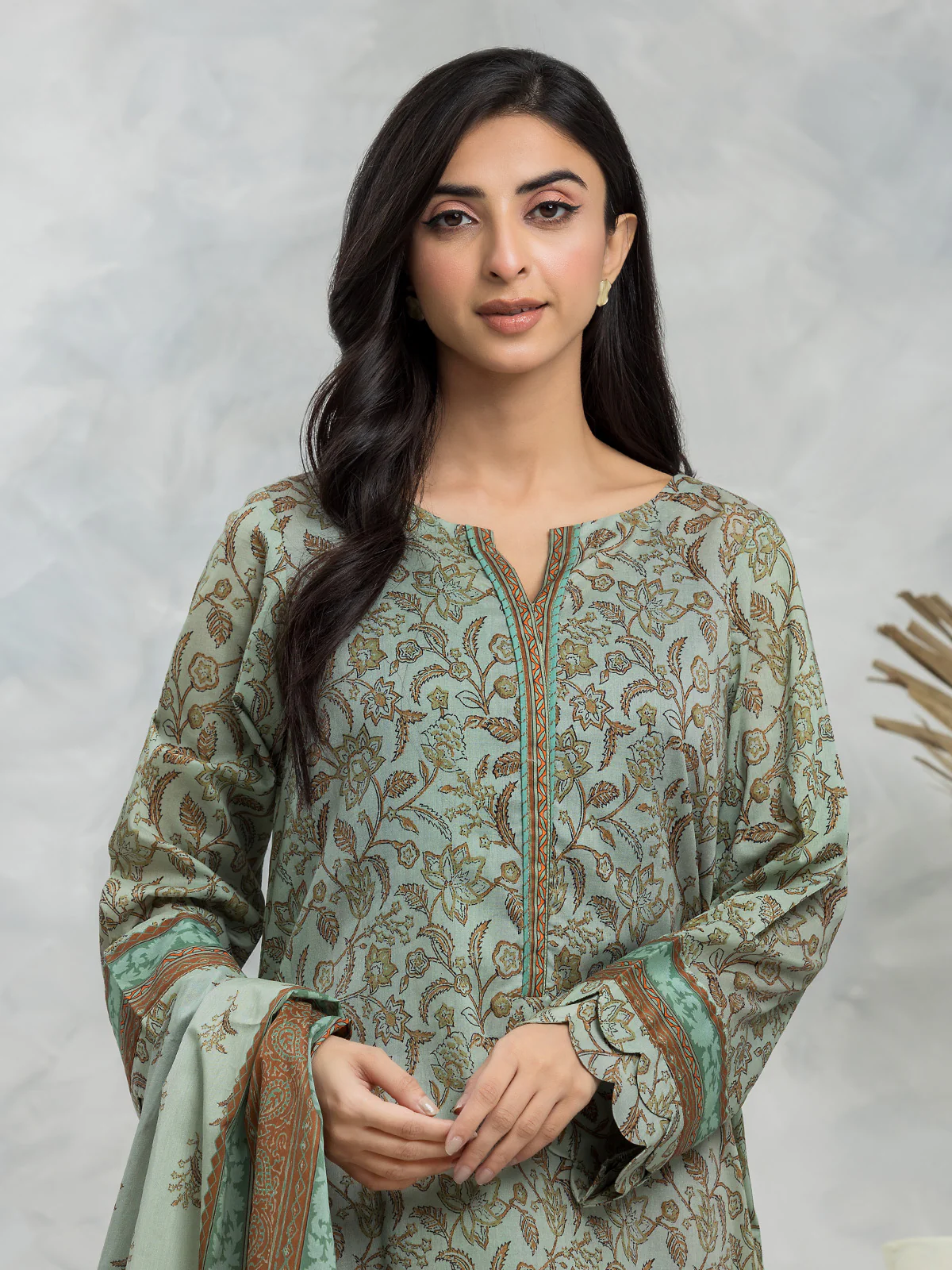 Unstitched Printed Lawn Suit - EWU24A1-28090-3P - Image 4