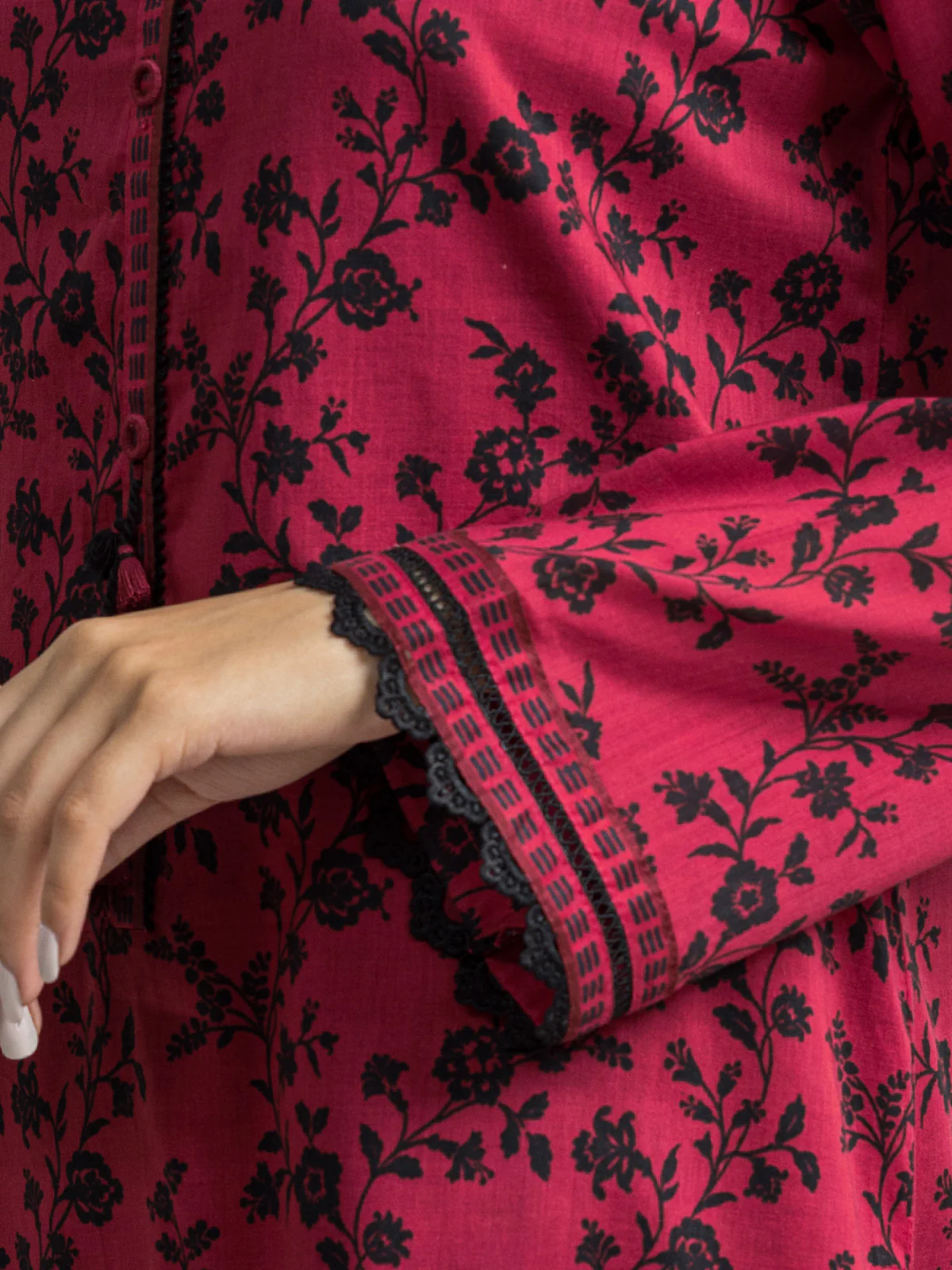 Unstitched Printed Lawn Suit - EWU24A1-28145-3P - Image 3