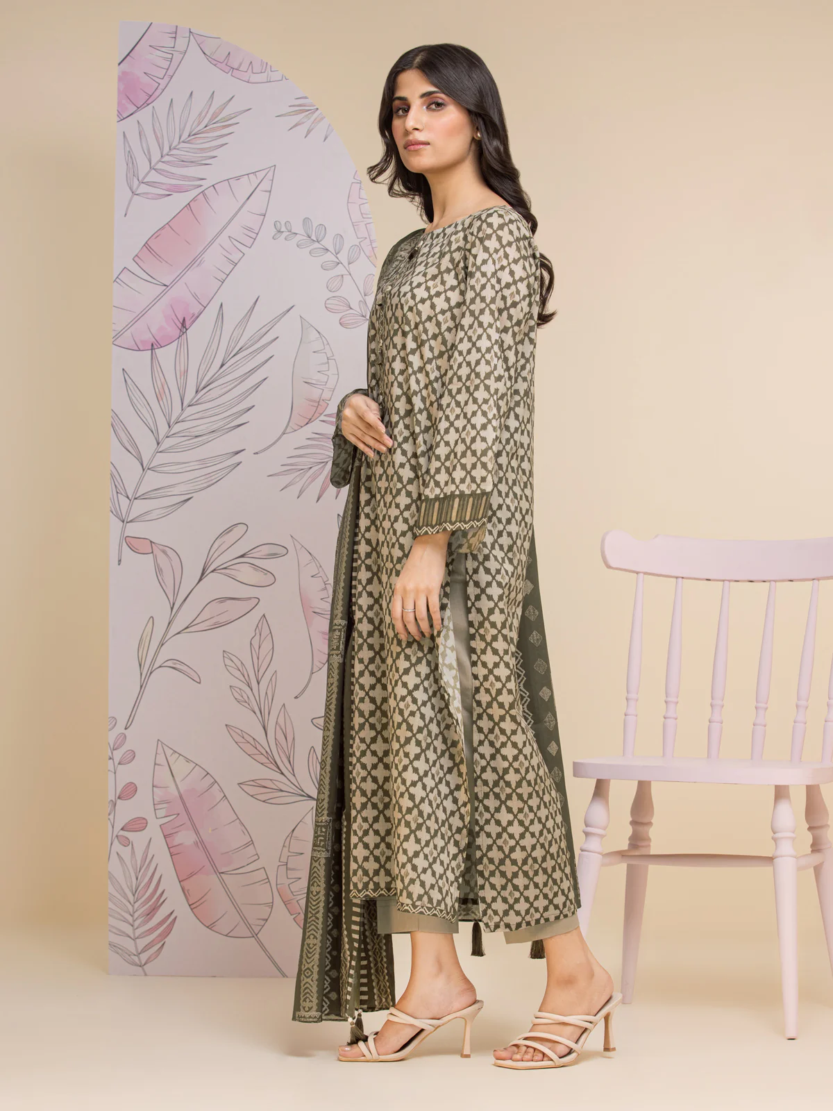 Unstitched Printed Lawn Suit - EWU24A1-28182-3P - Image 5