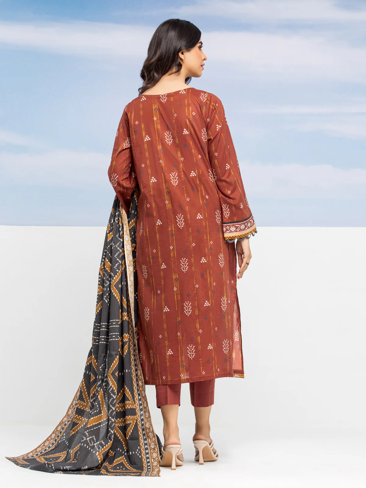 Unstitched Printed Lawn Suit - EWU24A1-28187-3P - Image 6