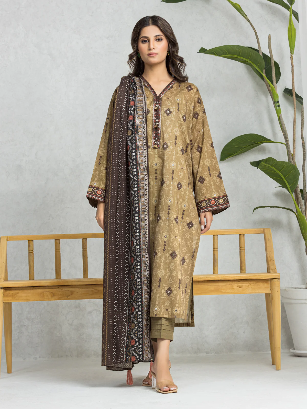 Unstitched Printed Lawn Suit - EWU24A1-28191-3P