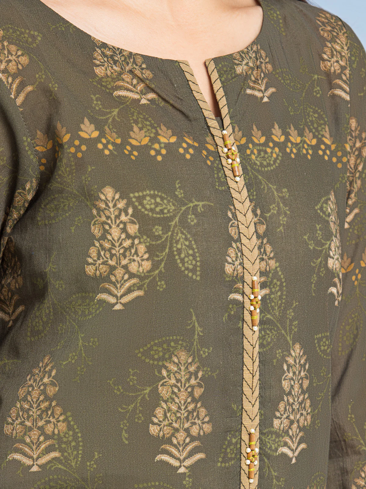 Unstitched Printed Lawn Suit - EWU24A1-28194-3P - Image 3