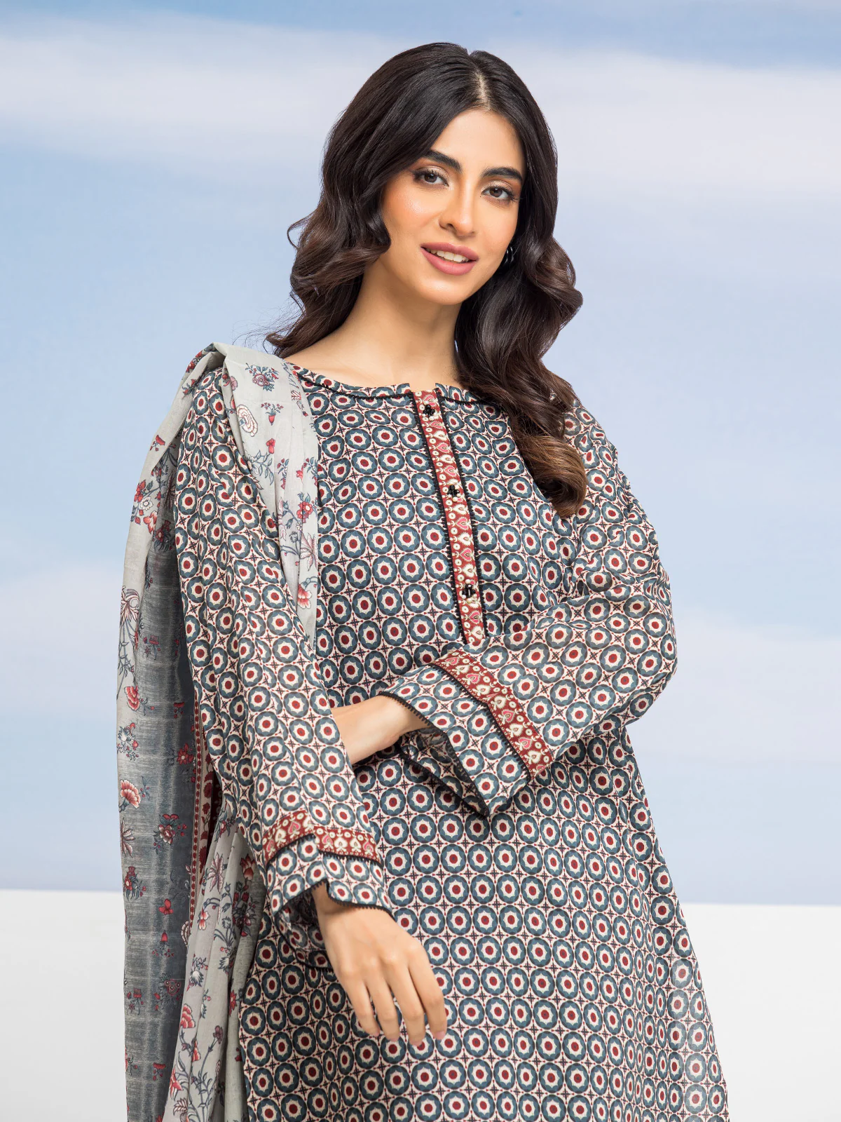Unstitched Printed Lawn Suit - EWU24A1-28206-3P - Image 4