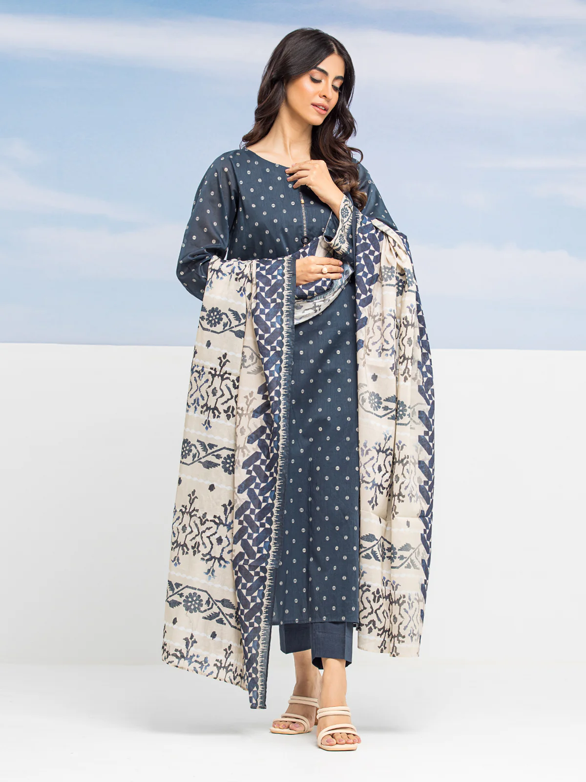 Unstitched Printed Lawn Suit - EWU24A1-28208-3P - Image 5