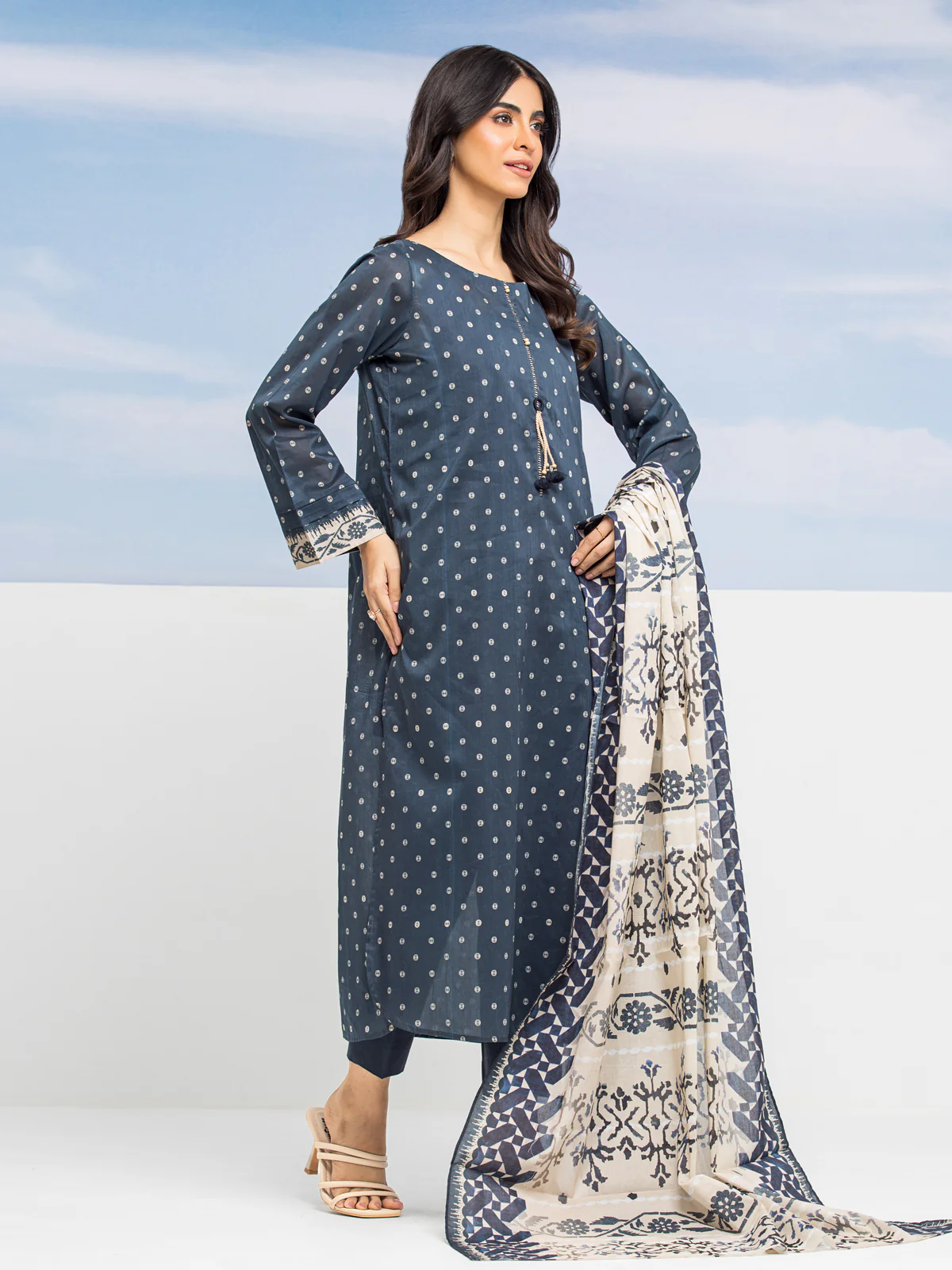 Unstitched Printed Lawn Suit - EWU24A1-28208-3P - Image 6