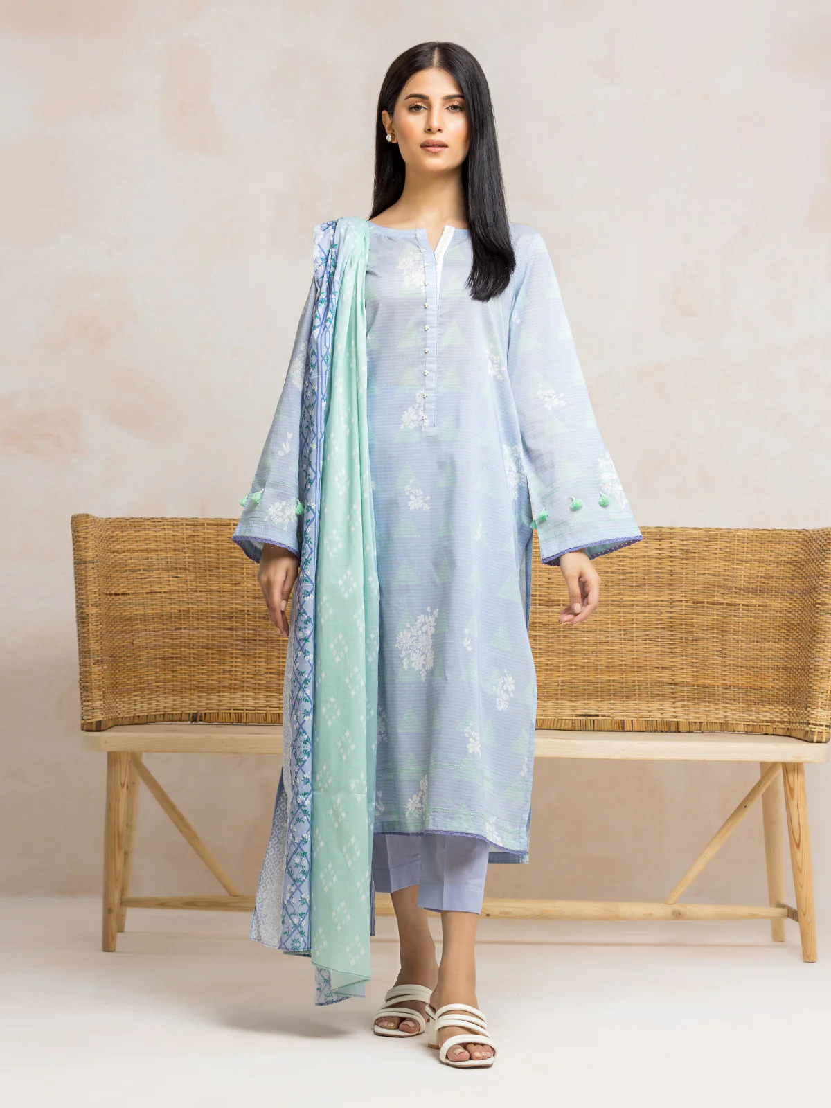Unstitched Printed Lawn Suit - EWU24A1-28215-3P