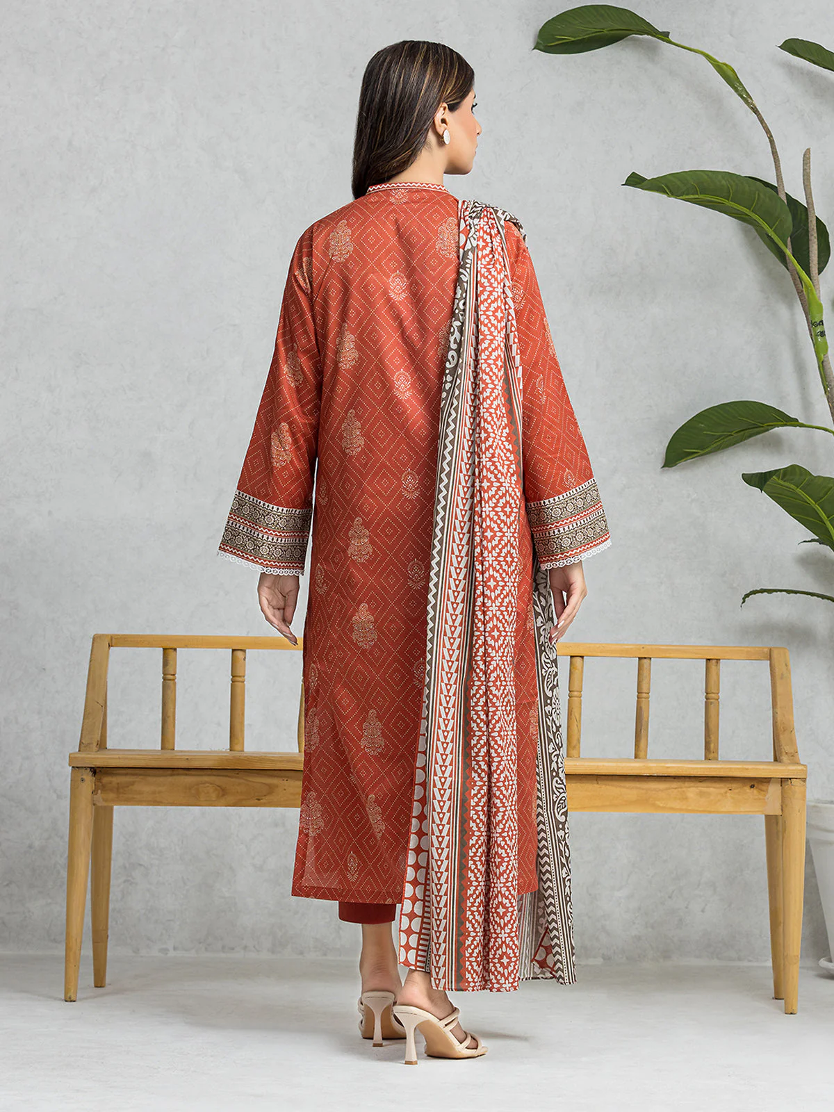 Unstitched Printed Lawn Suit - EWU24A1-28281-3P - Image 4