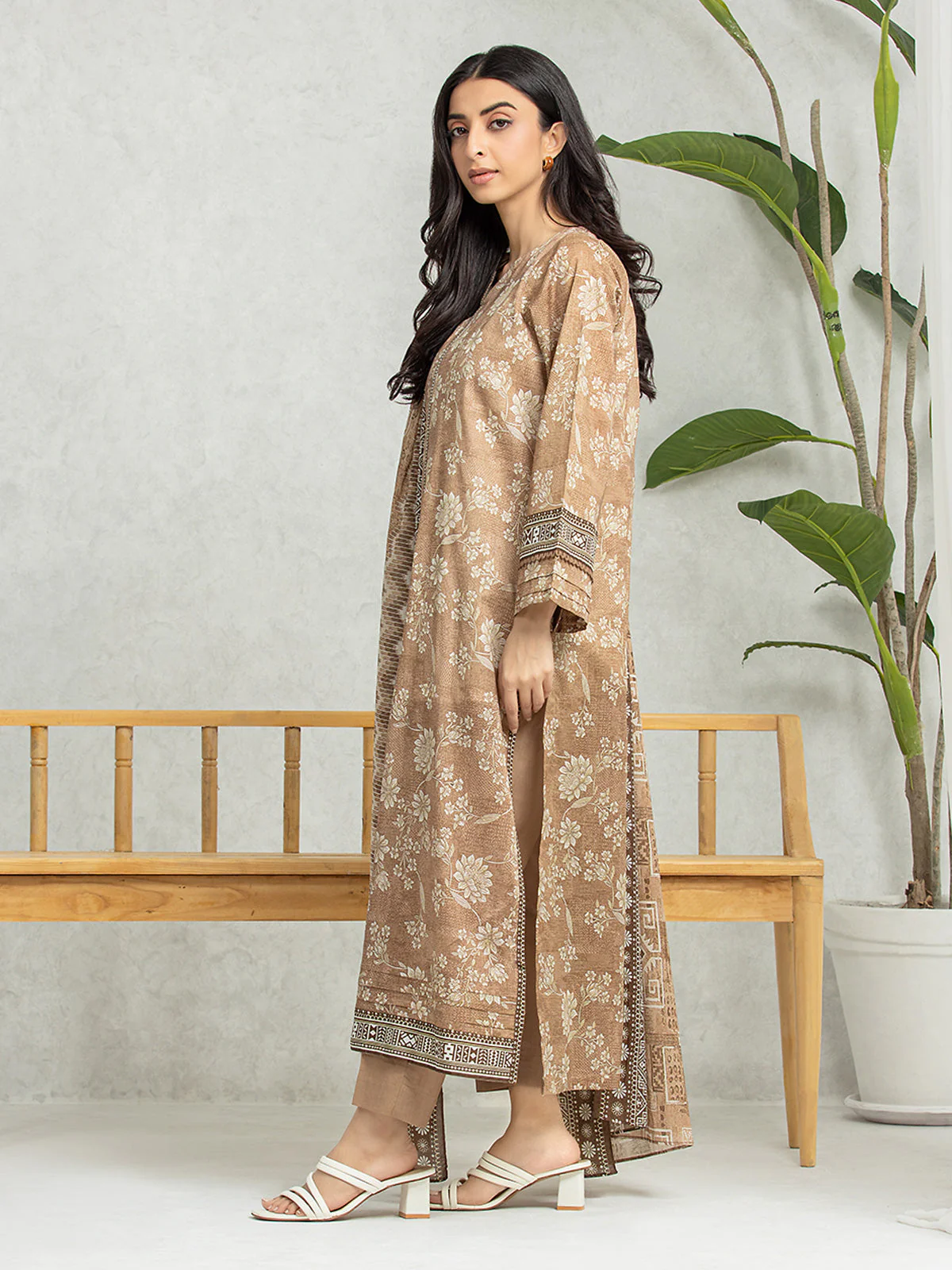 Unstitched Printed Lawn Suit - EWU24A1-28319-3P - Image 5