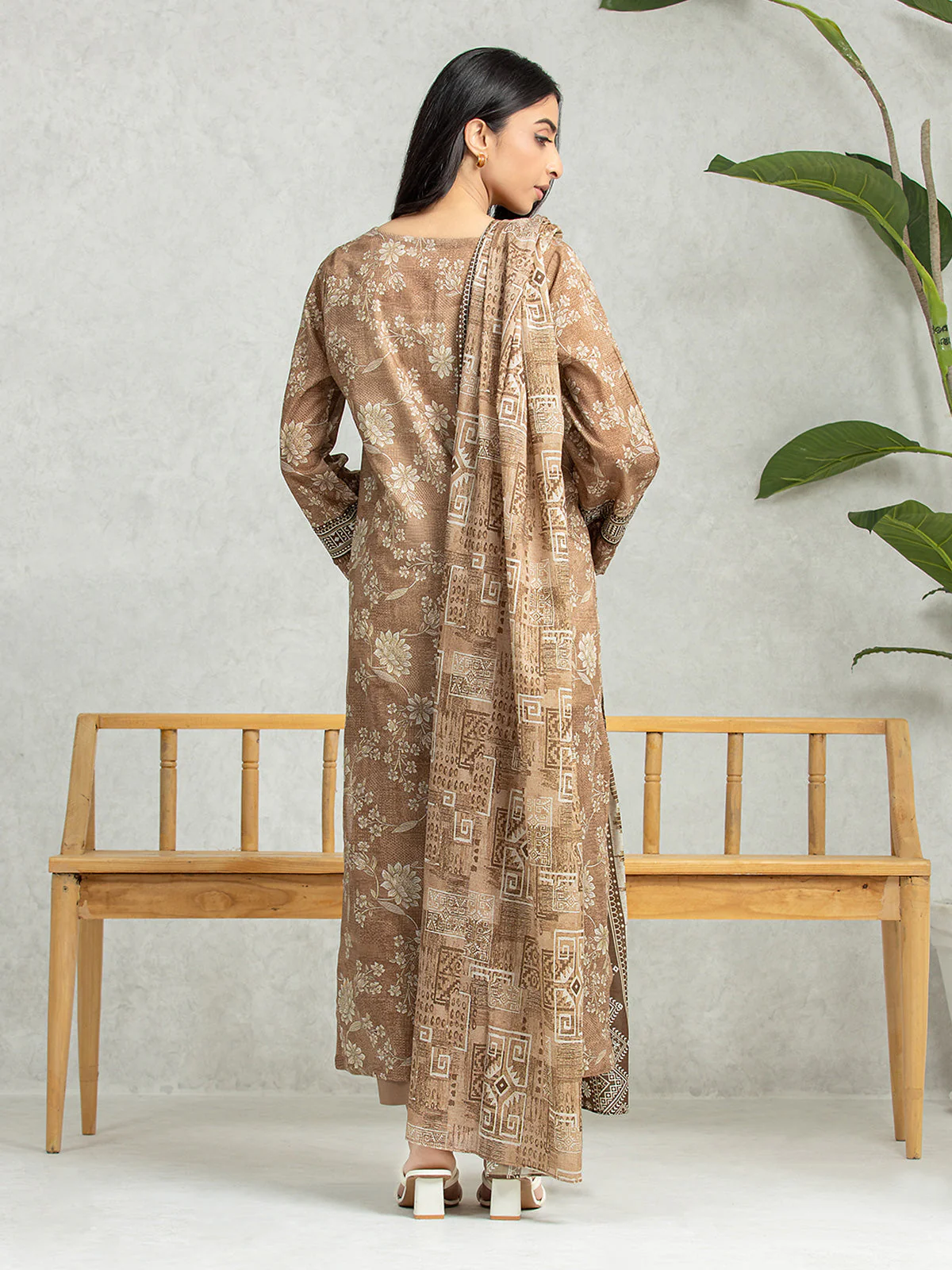 Unstitched Printed Lawn Suit - EWU24A1-28319-3P - Image 6