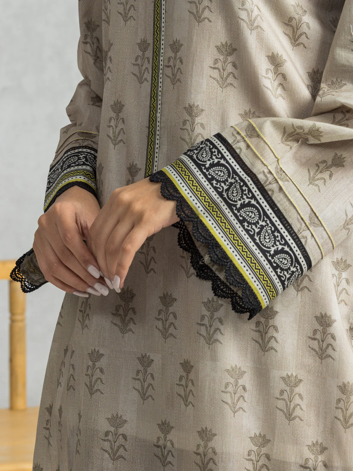 Unstitched Printed Lawn Suit - EWU24A1-28343-3P - Image 3