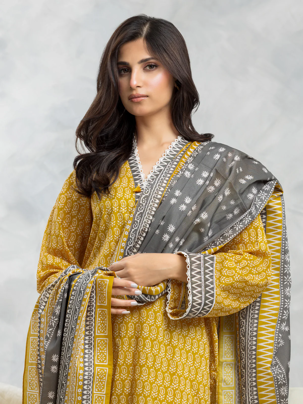 Unstitched Printed Lawn Suit - EWU24A1-28372-3P - Image 4