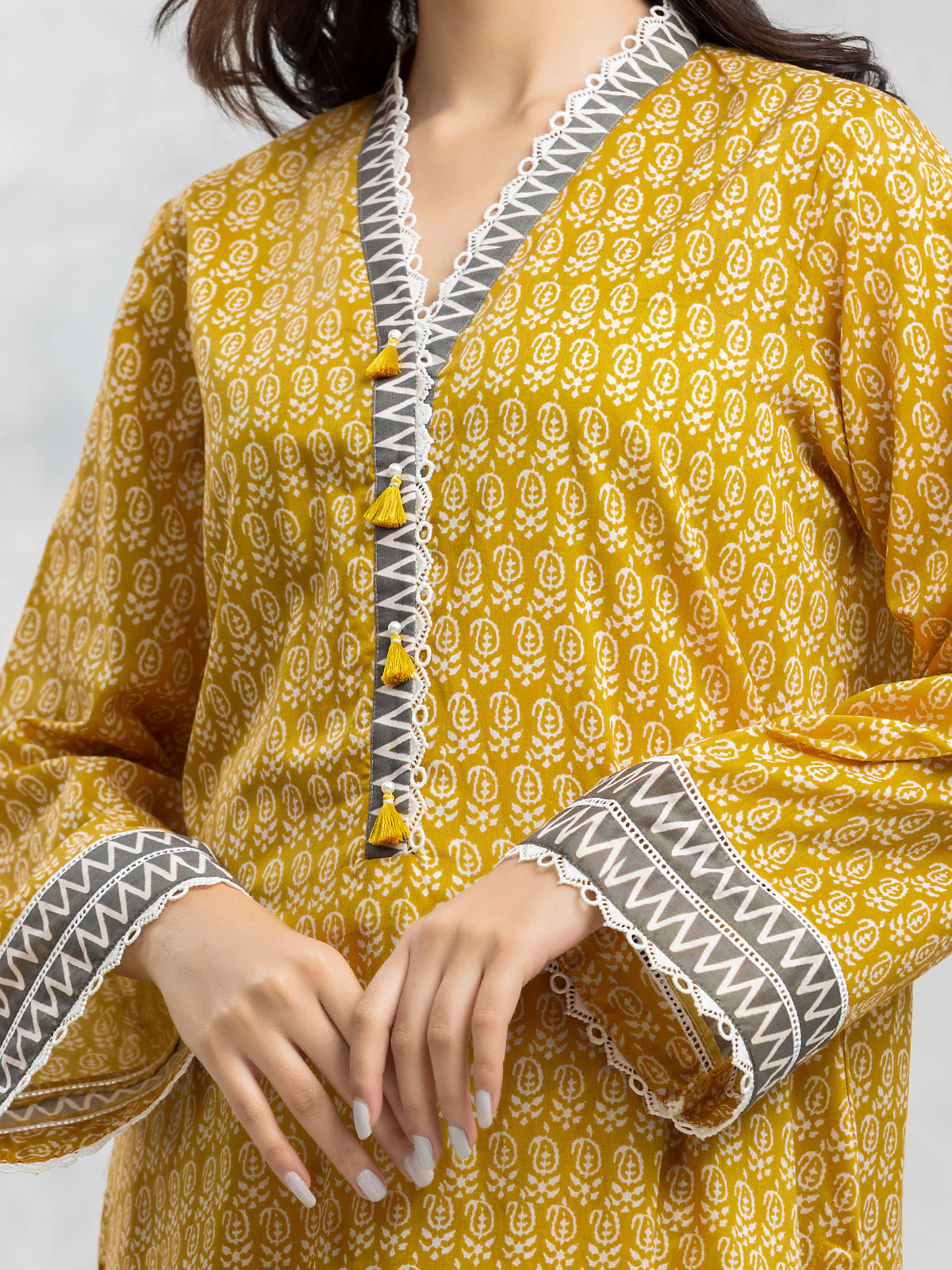 Unstitched Printed Lawn Suit - EWU24A1-28372-3P - Image 6