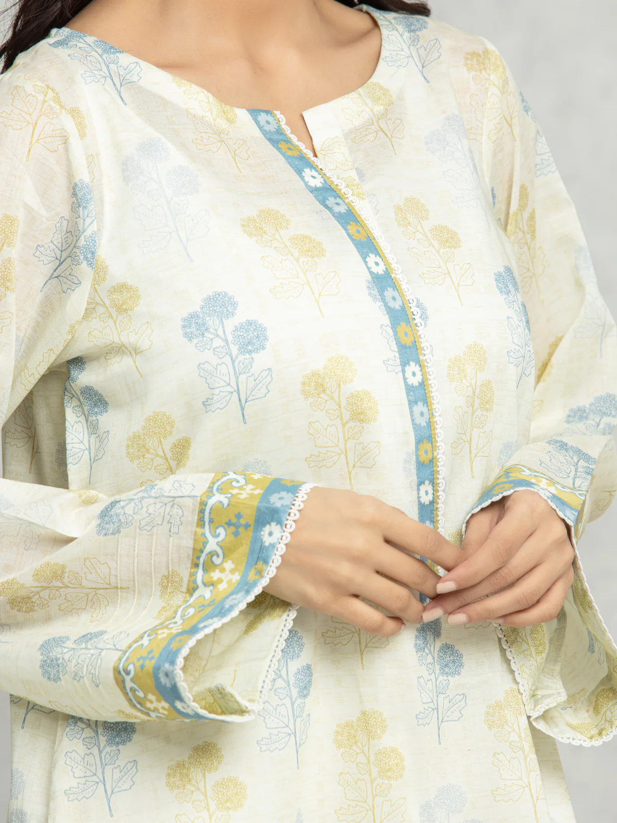 Unstitched Printed Lawn Suit - EWU24A1-28394-3P - Image 3