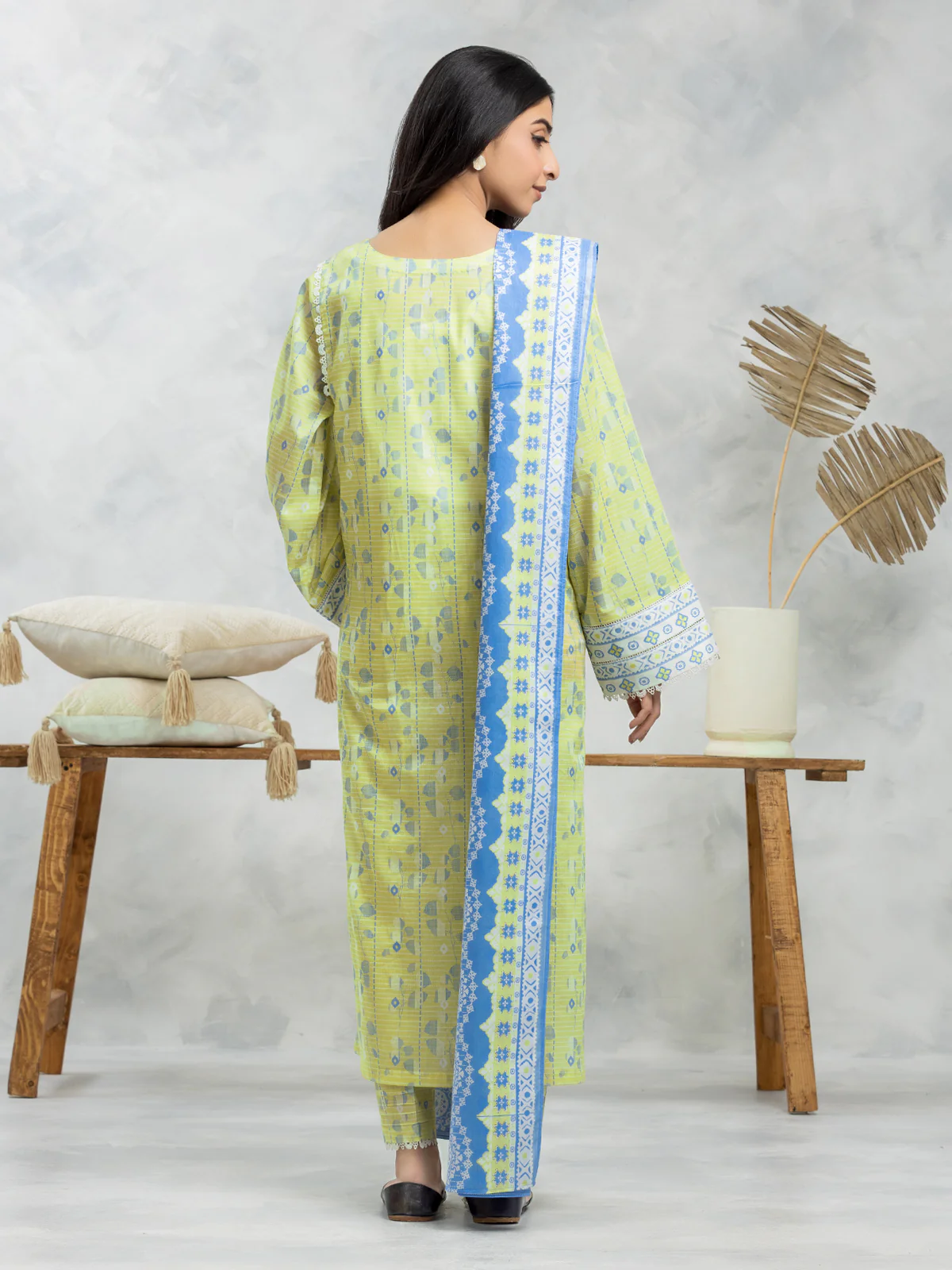 Unstitched Printed Lawn Suit - EWU24A1-28397-3P - Image 4